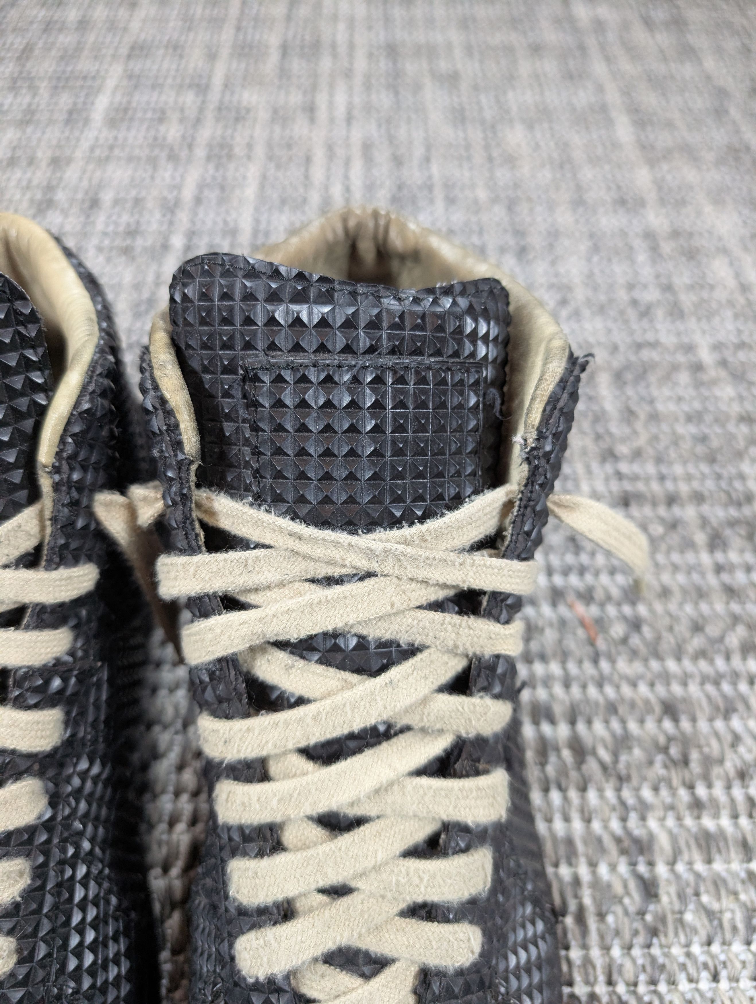 Maison Margiela Maison Margiela Studded Pyramid Gat High Top Sneakers Size US 11 / EU 44 - 5 Thumbnail