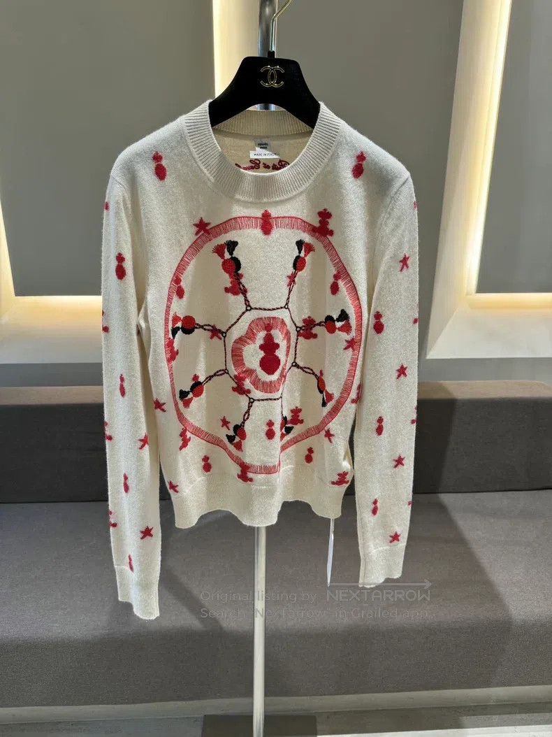 Hermes Hermes Fringe embroidery, wheel pattern cashmere sweater Size XS / US 0-2 / IT 36-38 - 1 Thumbnail