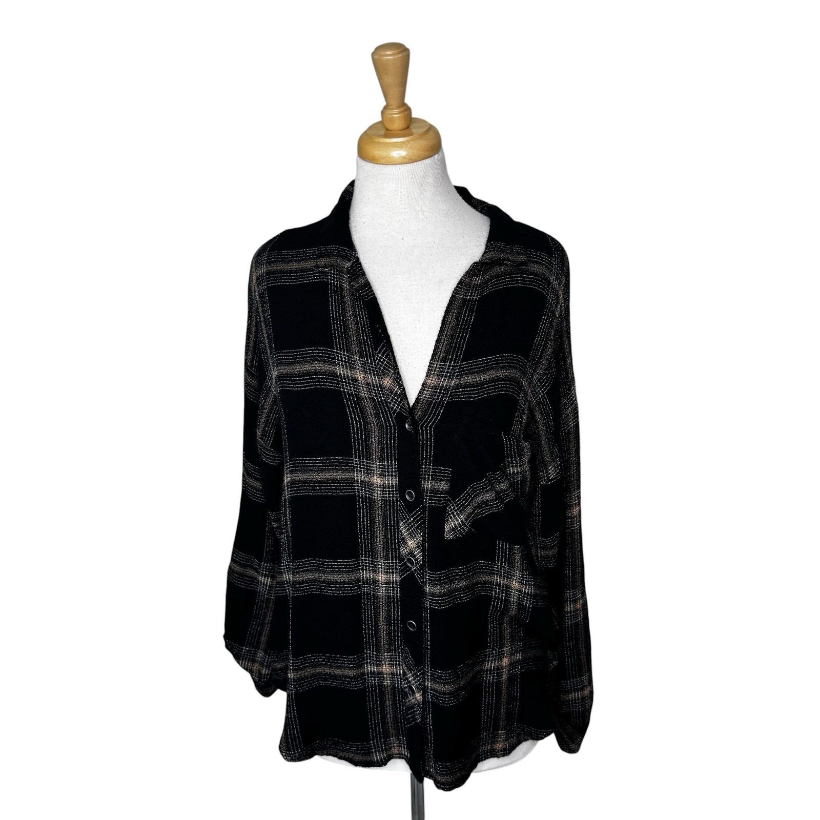 Bella Dahl BELLA DAHL B4925 Oversized Boyfriend Plaid Button Up Shirt Size S / US 4 / IT 40 - 1 Thumbnail