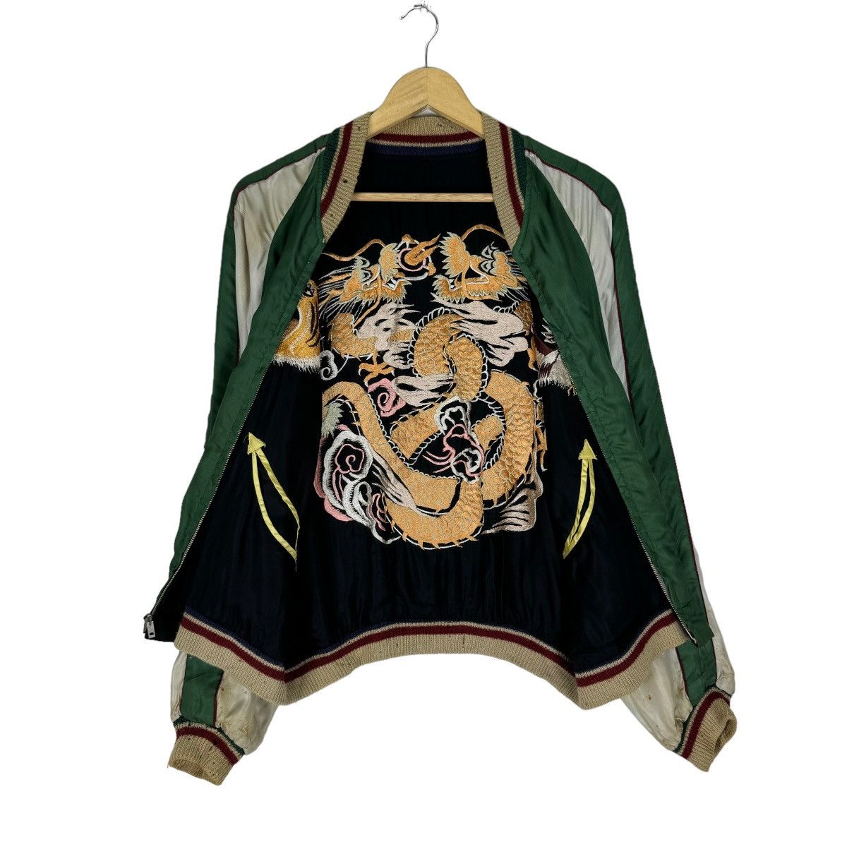 Toyo Enterprises 🔥SUKAJAN TOYO ENTERPRISE X LOONEY TUNES REVERSIBLE JACKET Size US M / EU 48-50 / 2 - 11 Thumbnail