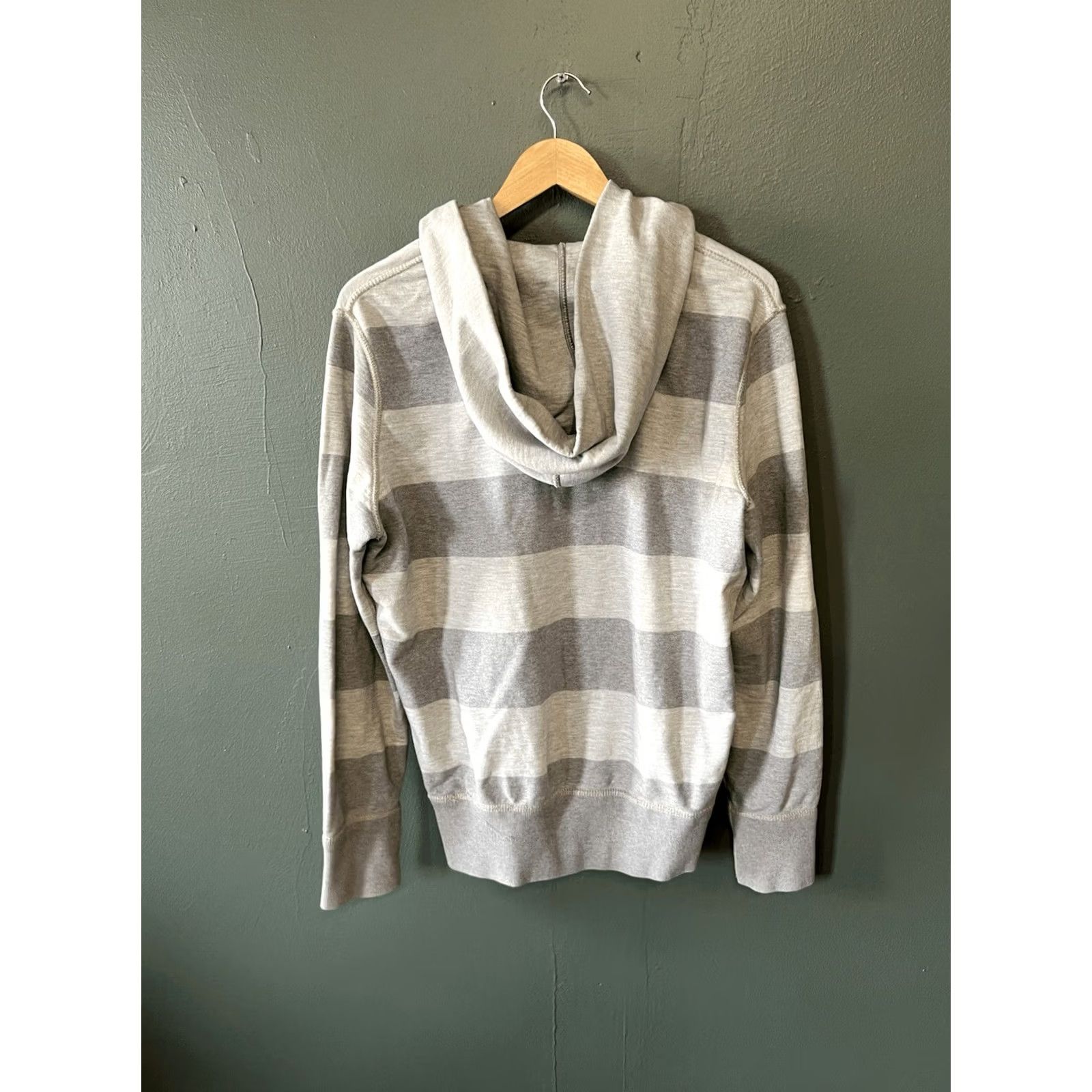 American Eagle Outfitters Y2K American Eagle Mens Gray Pullover Hooded Sweatshirt Embroidered Size S Size US S / EU 44-46 / 1 - 2 Thumbnail