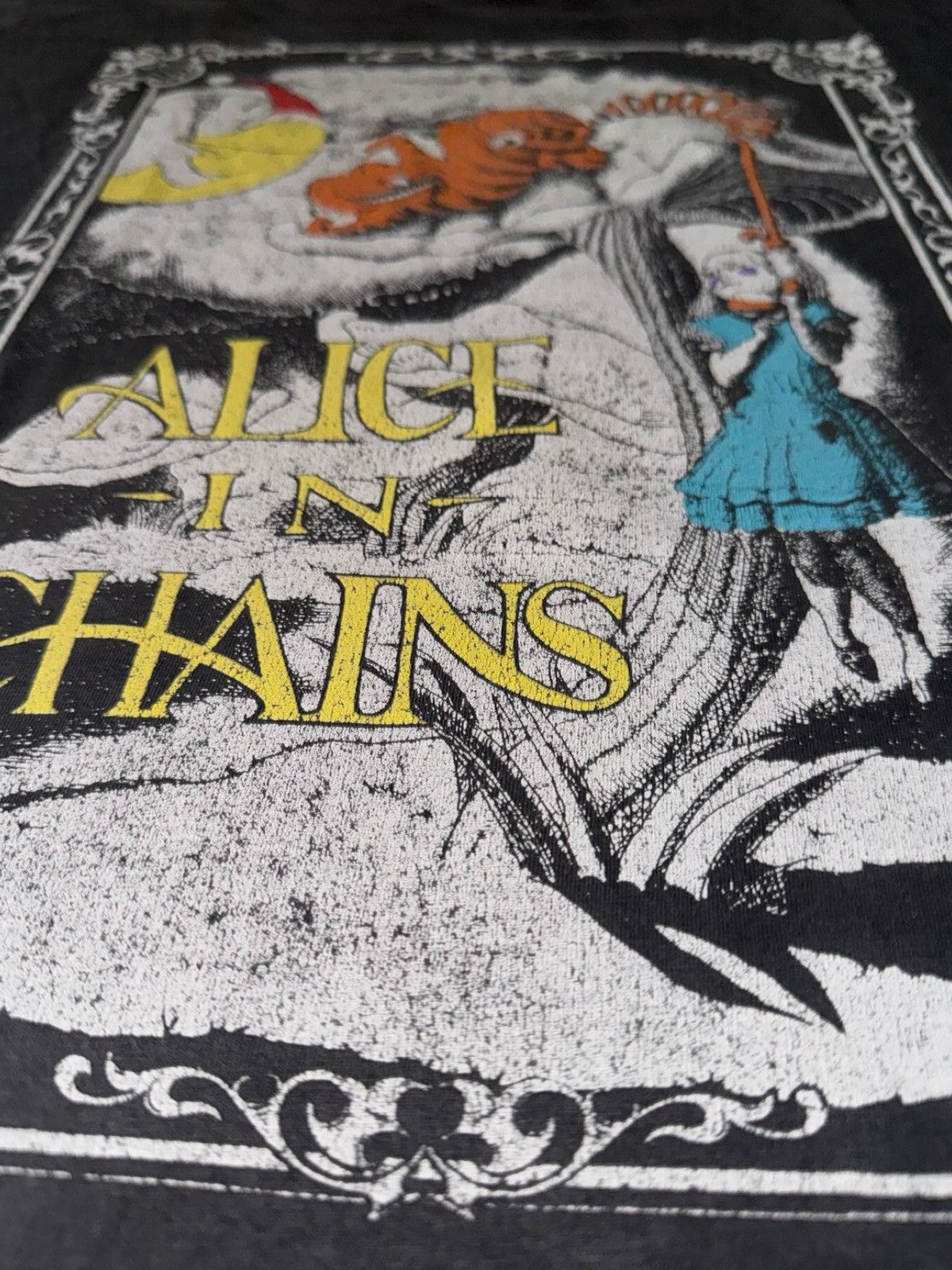 Vintage Alice In Chains 1992 Wonderland LS Shirt Rare (EU Original) Size US XL / EU 56 / 4 - 5 Thumbnail