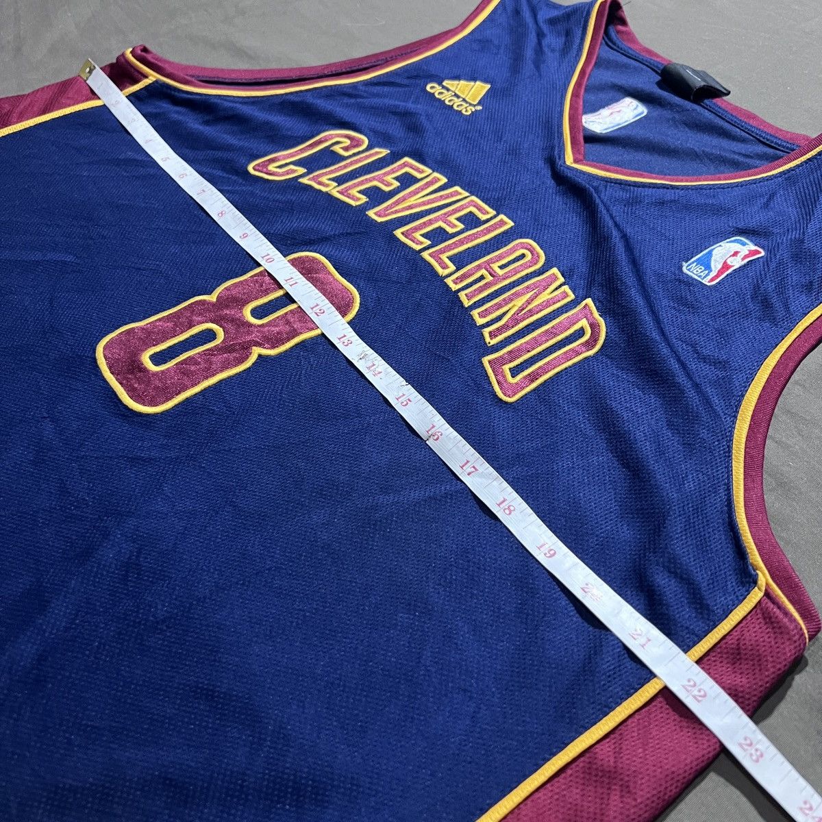 Adidas Vintage NBA Cleveland Dellavedova Jersey Size US XXL / EU 58 / 5 - 12 Thumbnail