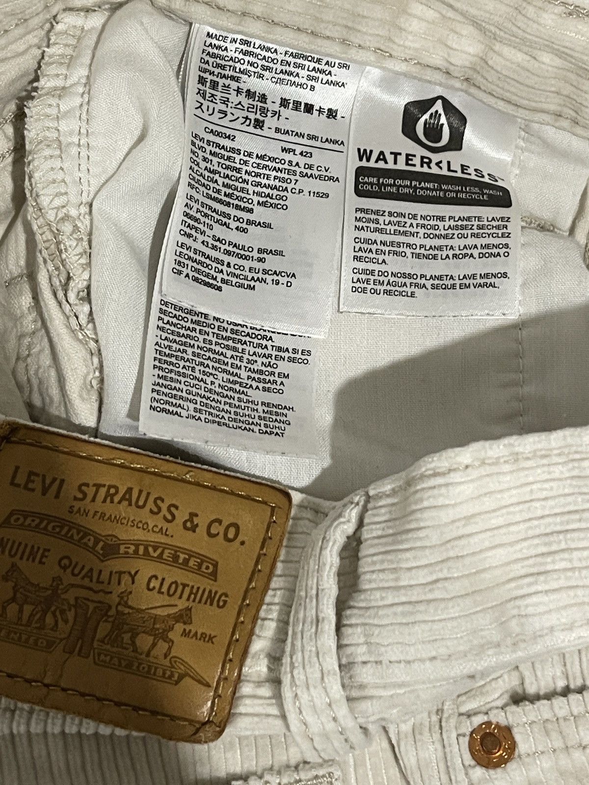 Levi's Levi’s premium corduroy pants rib cage straight W25 Size 25" / US 0 / IT 36 - 19 Thumbnail