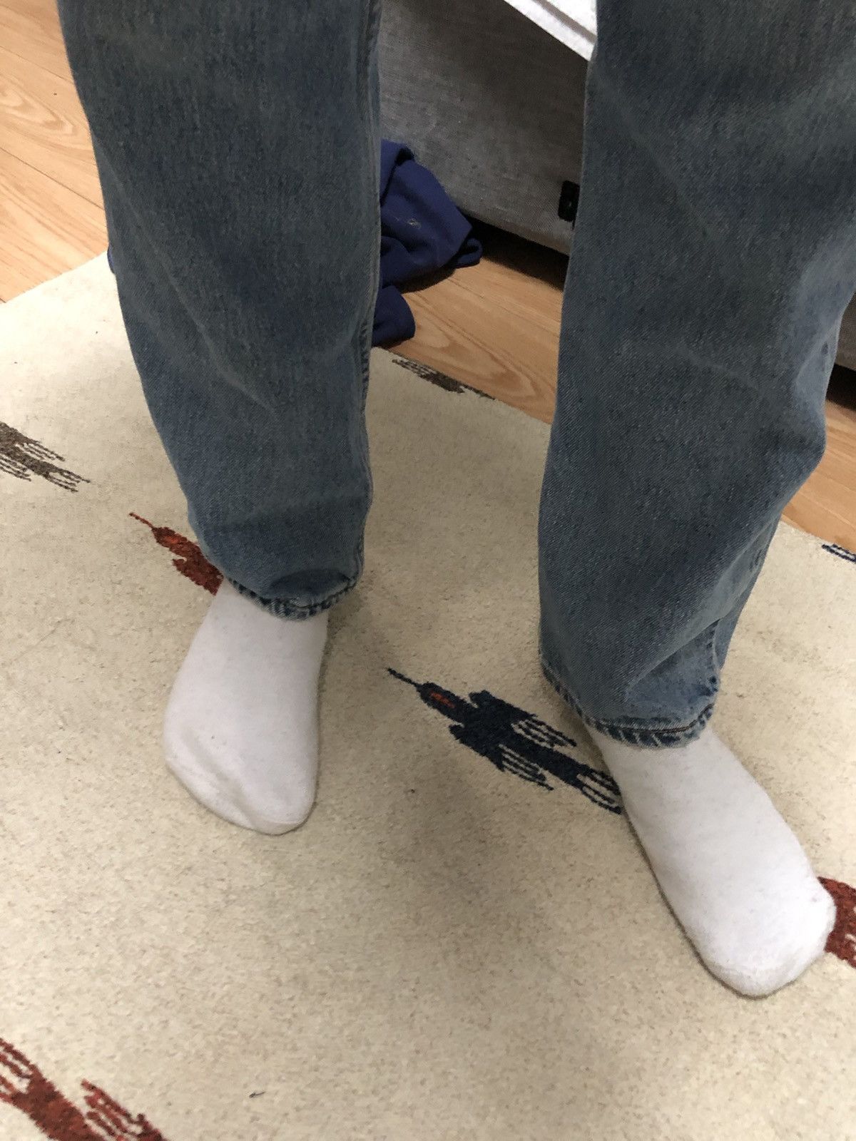 Levi's × Vintage y2k Levi’s 550 distressed faded light blue jeans 31x30 Size US 31 - 5 Thumbnail