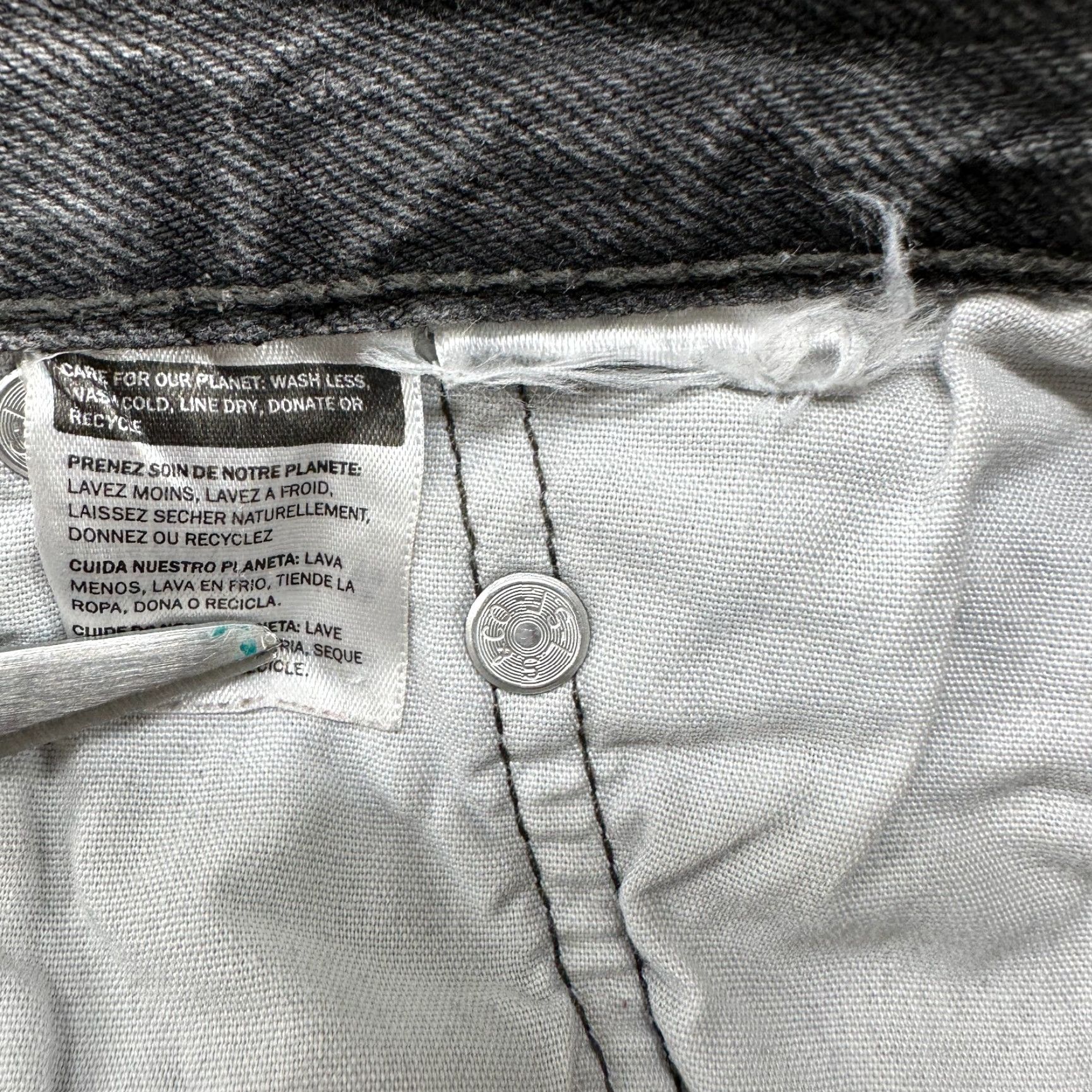 Levi's VINTAGE Levi's 501 Jeans Womens 26x25 Black Straight Regular Dark Wash Button Fly Cotton Jeans Women Size 26" / US 2 / IT 38 - 7 Thumbnail