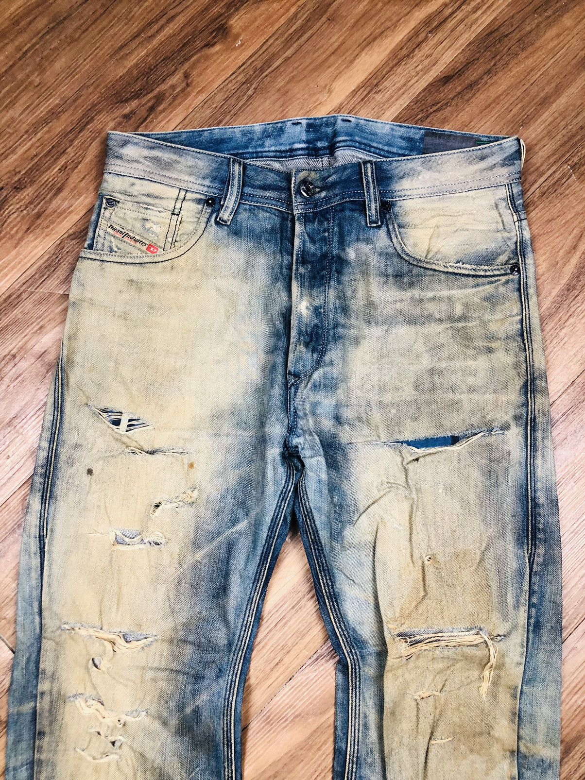 Diesel Diesal Industry Distress Jeans (36) Size US 28 / EU 44 - 3 Thumbnail