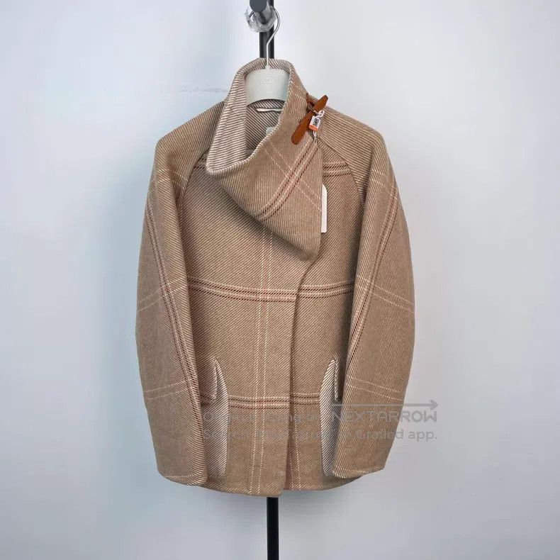 Hermes Hermes Khaki color patchwork tartan pure cashmere coat Size XS / US 0-2 / IT 36-38 - 1 Thumbnail