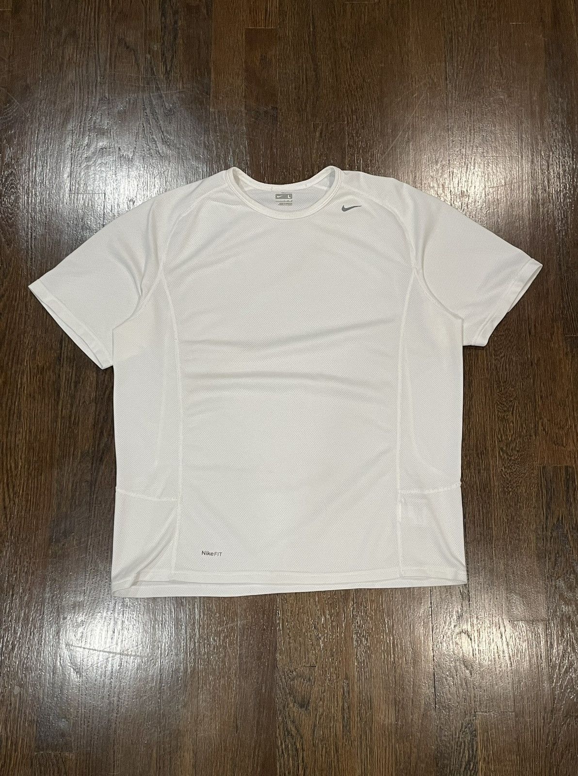 Nike 2000s White Nike Dri-Fit Shirt Size US L / EU 52-54 / 3 - 1 Thumbnail
