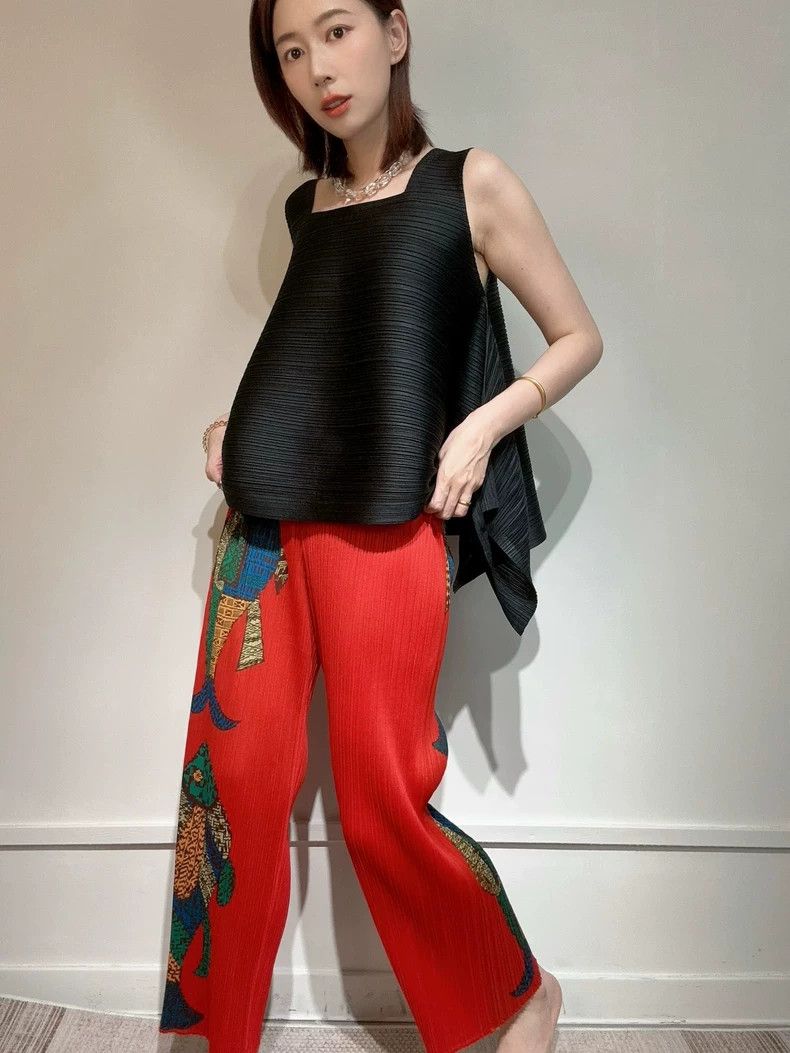 Issey Miyake Issey Miyake size:1 Red "Yearly Abundance" long pants Size 31" - 2 Thumbnail