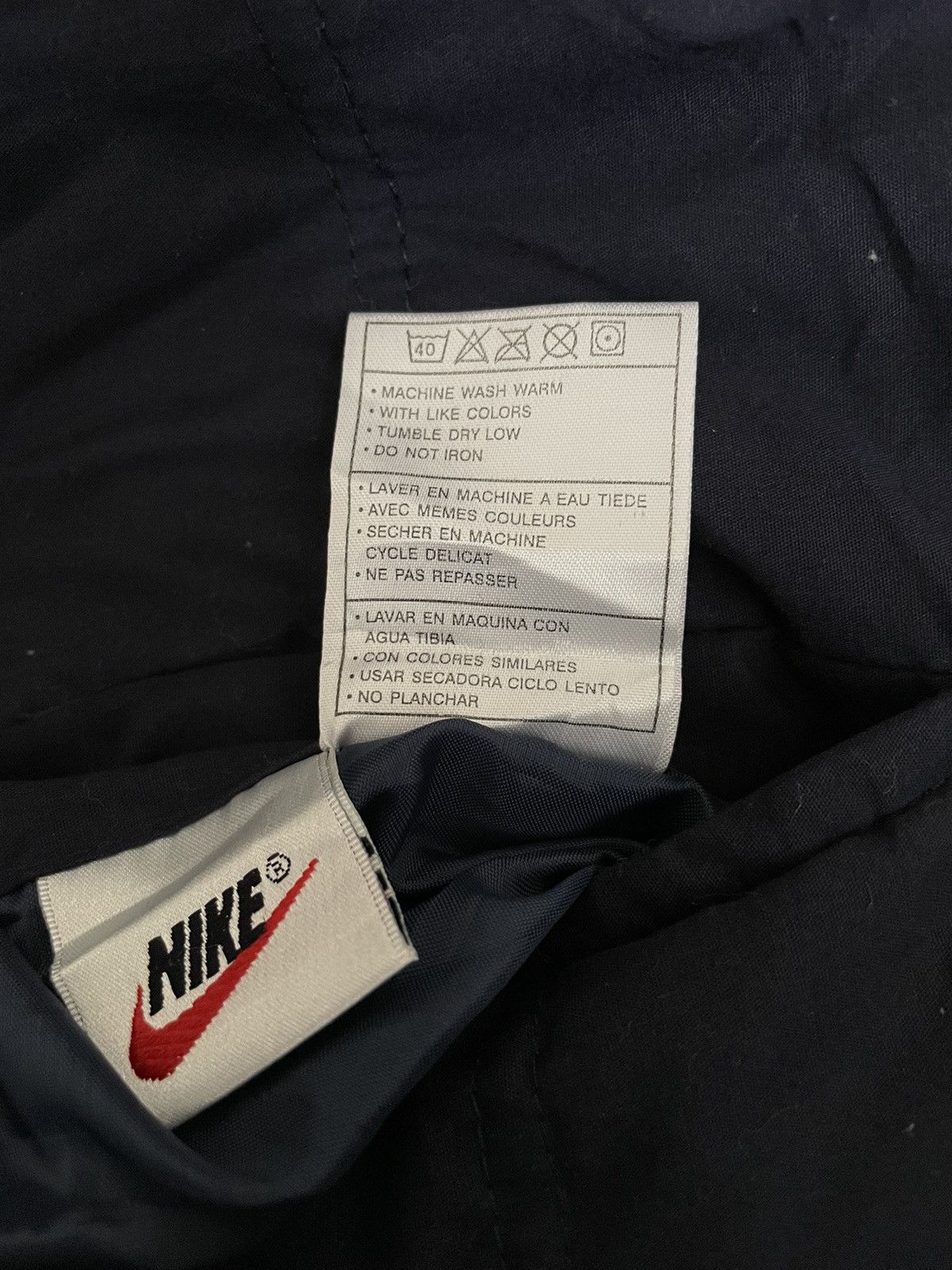 Vintage Vintage Brand Nike Windbreaker 1990s Size US XXL / EU 58 / 5 - 6 Thumbnail