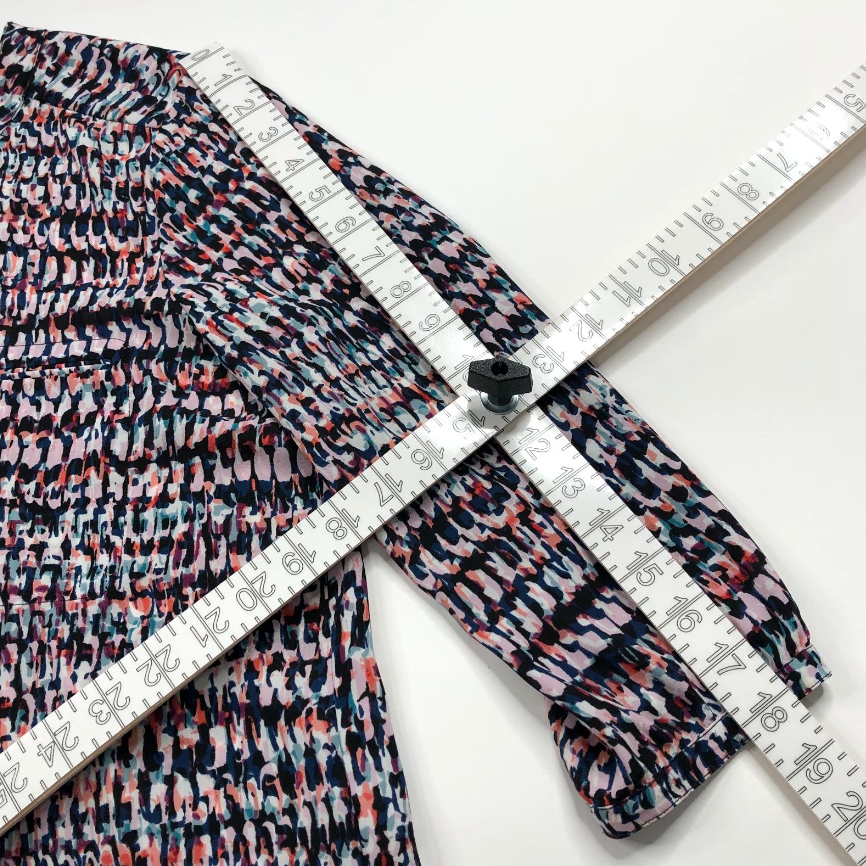 NYDJ NYDJ Blouse Multicolor Abstract Peasant Button 3/4 Sleeve Round Neck Smock Popover Knit Lightweight Casual Womens Medium Size M / US 6-8 / IT 42-44 - 3 Thumbnail