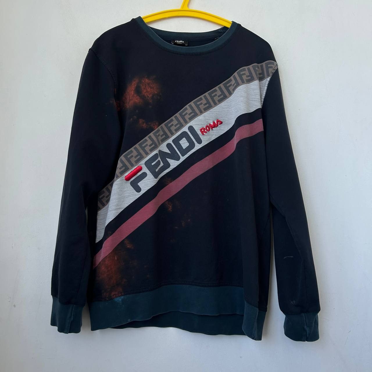 Fendi Fendi sweatshirt #1389 Size US XL / EU 56 / 4 - 1 Thumbnail
