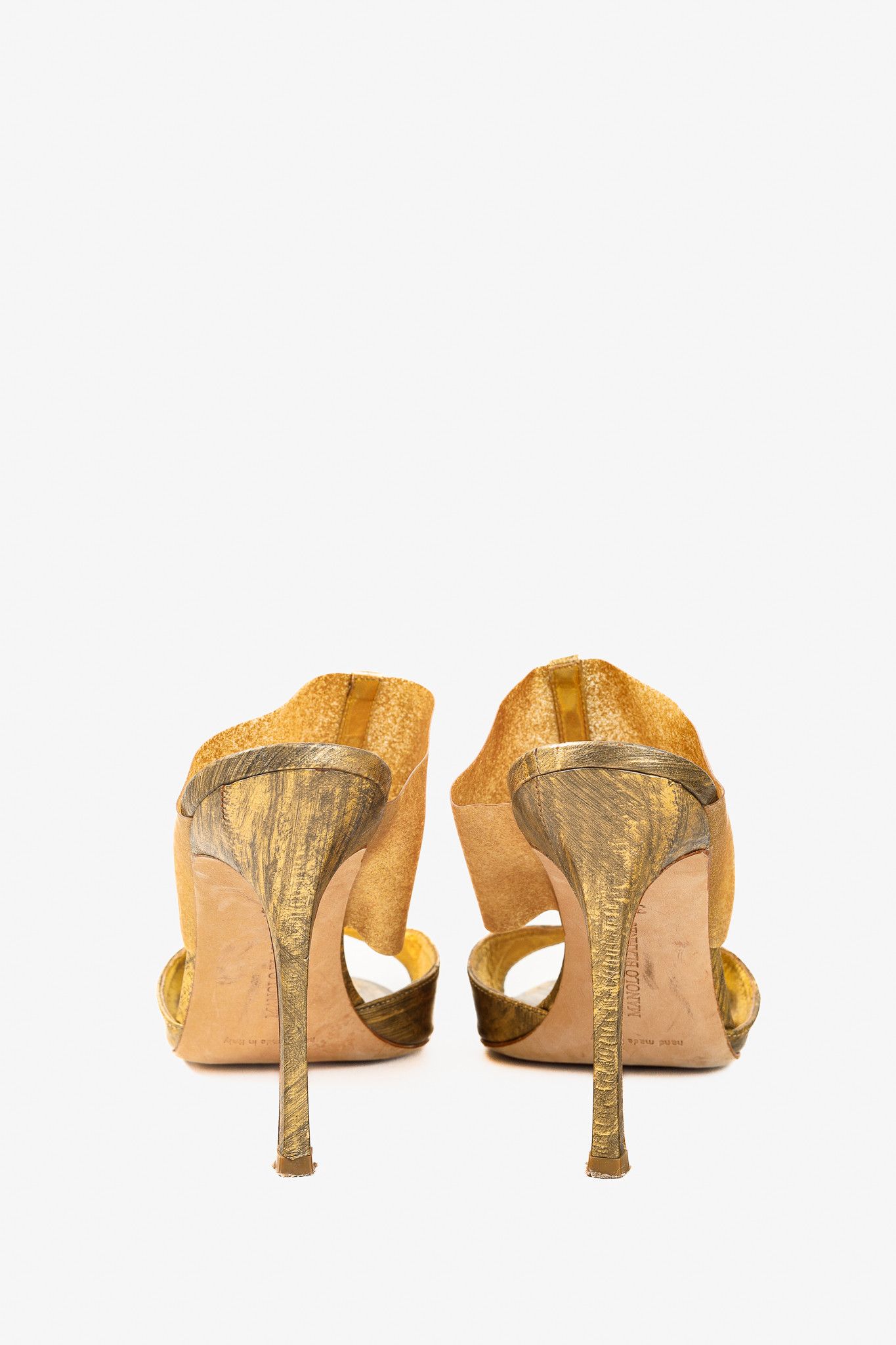 Manolo Blahnik Manolo Blahnik Rip Brushed Gold Slide On T-Vamp Heel Sandals Size US 8 / IT 38 - 3 Thumbnail