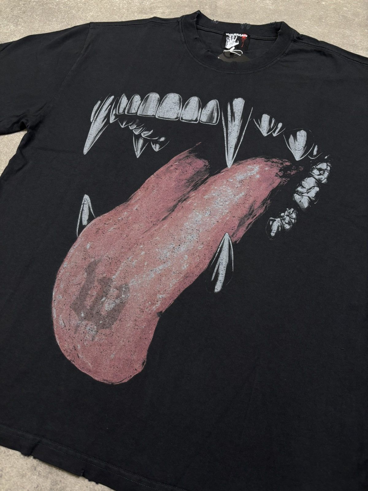 Vintage Warman Metalic Teeth Grapic T-Shirt, Black Size US M / EU 48-50 / 2 - 3 Thumbnail