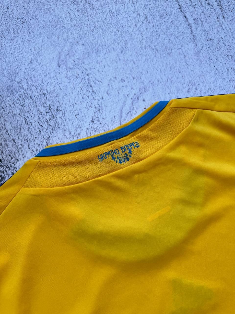 Adidas × Vintage 2011/2012 Ukraine National Adidas Home Soccer Jersey Kit Size US XL / EU 56 / 4 - 2 Thumbnail
