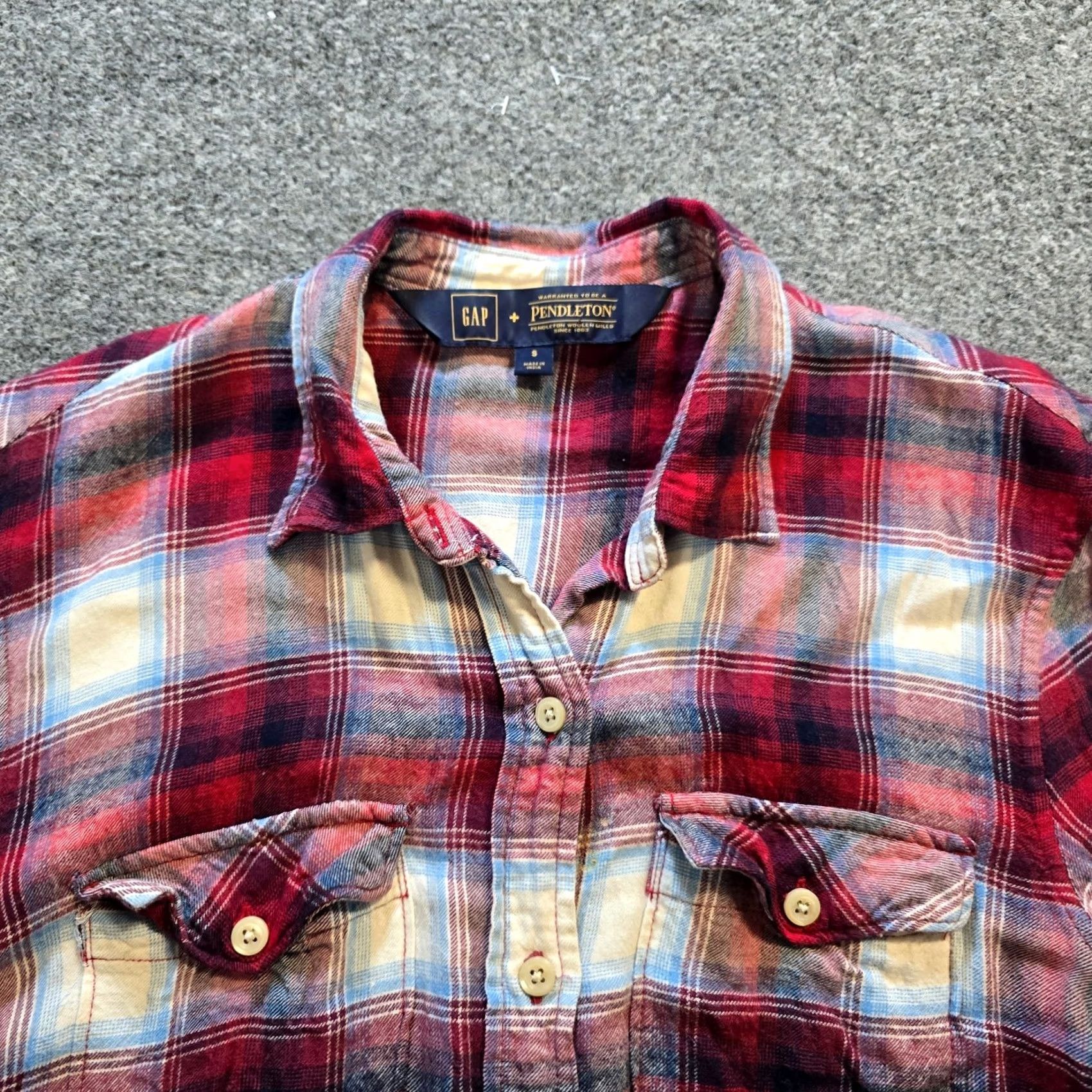 Gap Gap Top Womens Size Small Red Plaid Flannel Pendleton Button Up Casual Outdoors Shirt Size S / US 4 / IT 40 - 2 Thumbnail