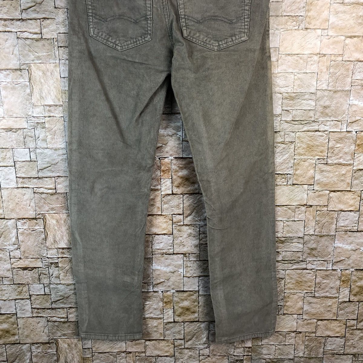 Vintage American Eagle Outfitters Grey Conduroy Pants #A1128 Size US 27 - 13 Thumbnail