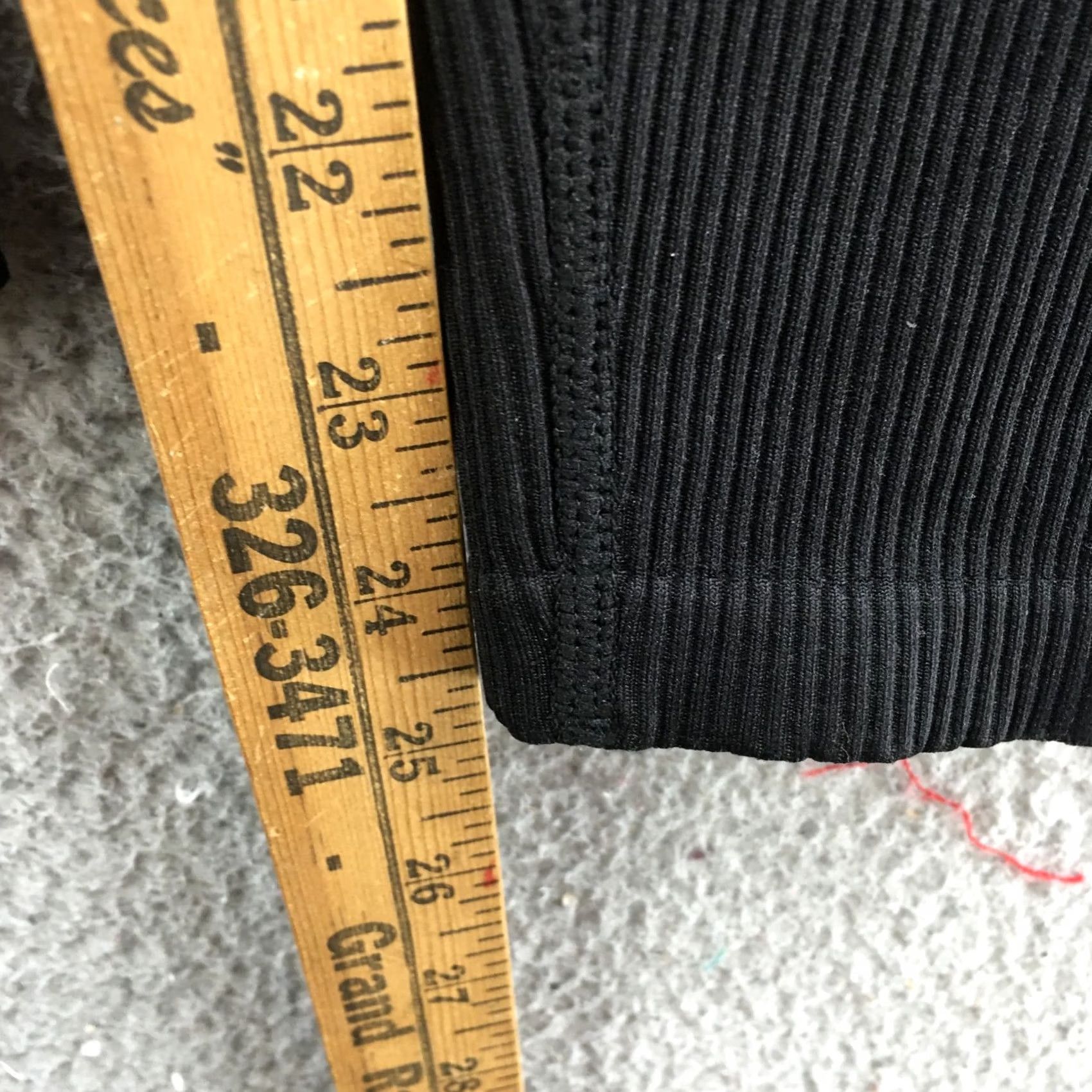 Calvin Klein Calvin Klein Yoga Pants Womens Black Mid Rise Elastic Waistband Leggings Adult Womens Stretch Activewear Size 42" / US 20 - 6 Thumbnail