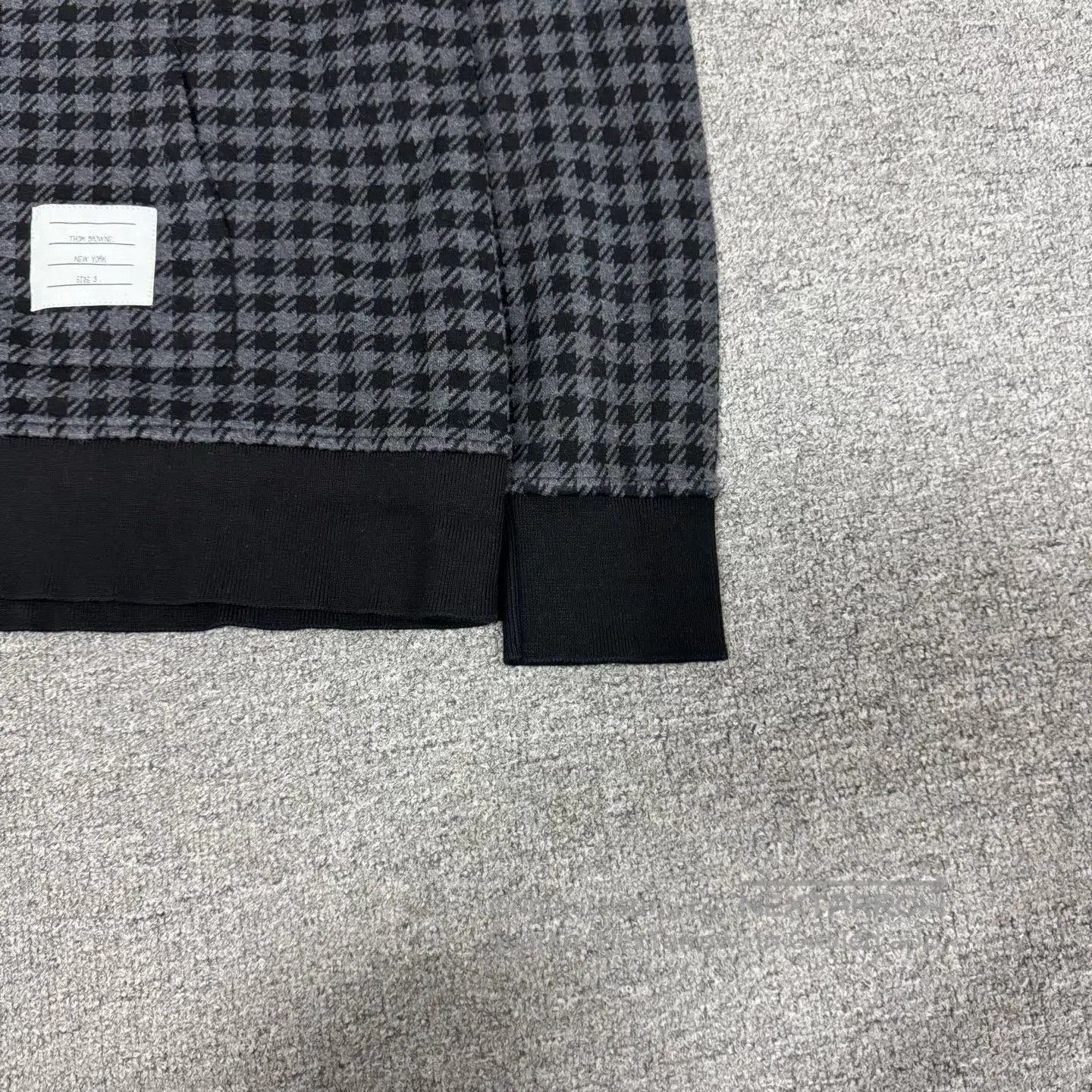 Thom Browne Thom Browne Black-gray peacock-print hooded hoodie with fo Size US L / EU 52-54 / 3 - 4 Thumbnail