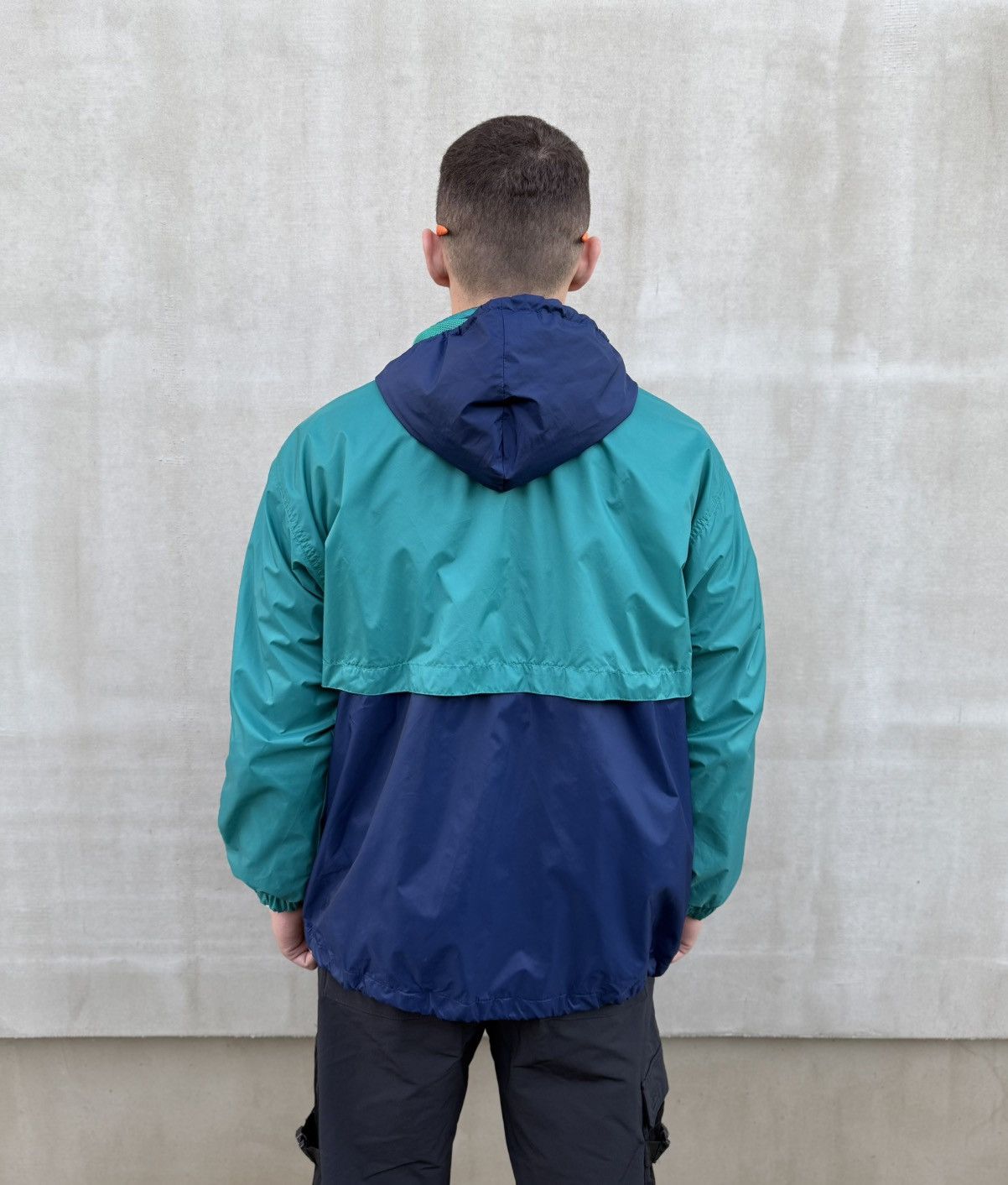 Nike Nike Vintage Windbreaker Jacket Men M Hooded Nylon Retro 90s Size US M / EU 48-50 / 2 - 2 Thumbnail