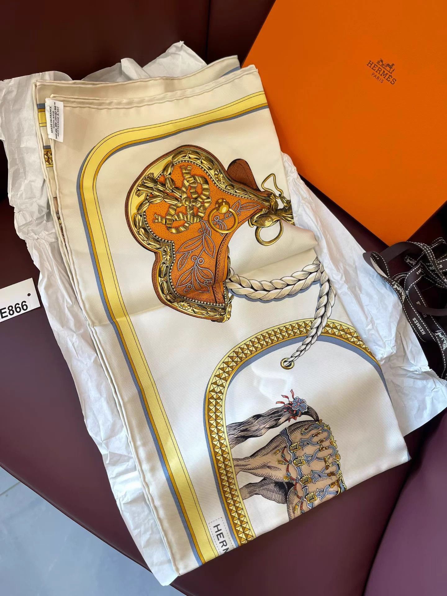 Hermes Hermès Carriage Feast 100% Silk 90x90 Scarf Boxed On Sale Size ONE SIZE - 3 Thumbnail