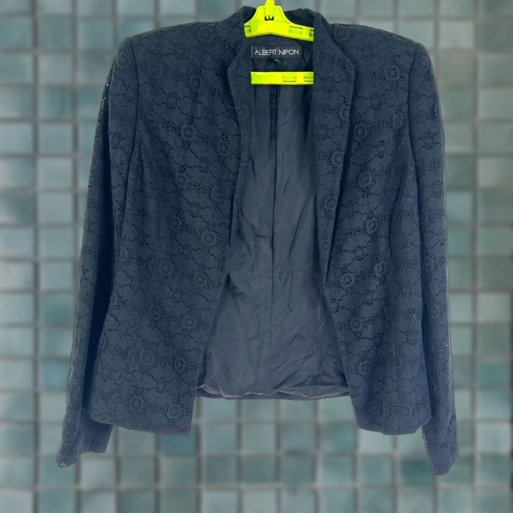 Albert Nipon VINTAGE Albert Nipon Black Lace Blazer Womens Size 6 Regular Classic Size M / US 6-8 / IT 42-44 - 1 Thumbnail