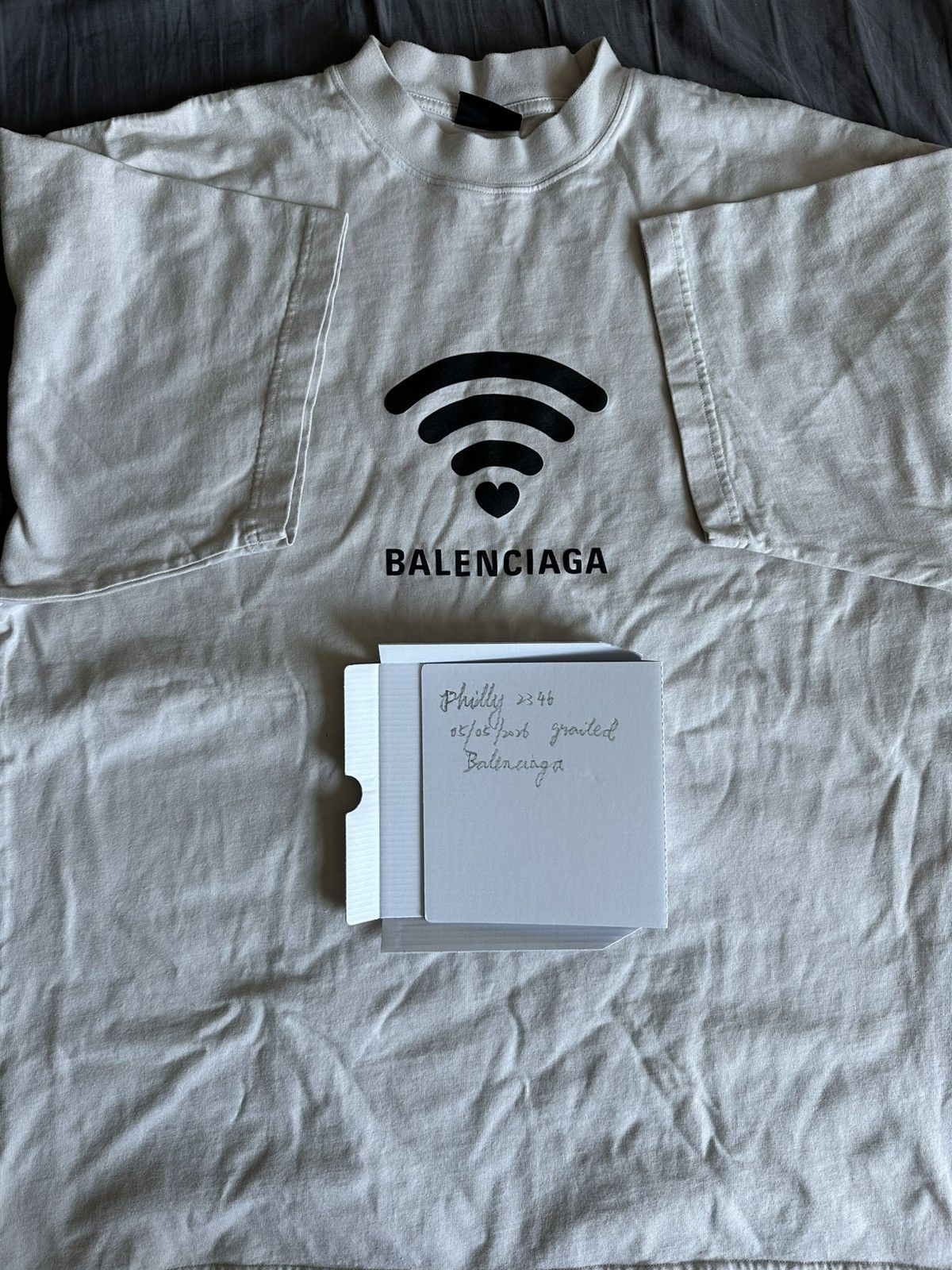 Balenciaga BALENCIAGA LOVE WIFI HEART LOGO TEE – WHITE – SIZE M Size US M / EU 48-50 / 2 - 11 Thumbnail