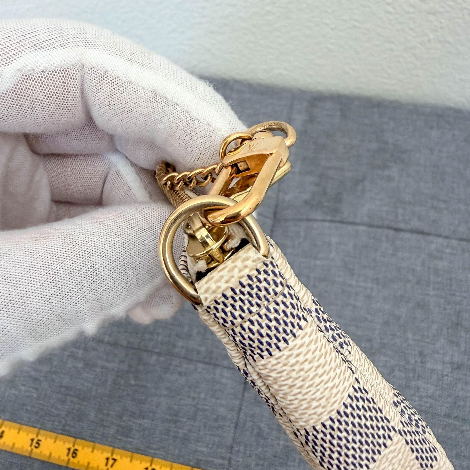 Louis Vuitton Authentic Louis Vuitton Damier Azur Mini Pochette Size ONE SIZE - 4 Thumbnail
