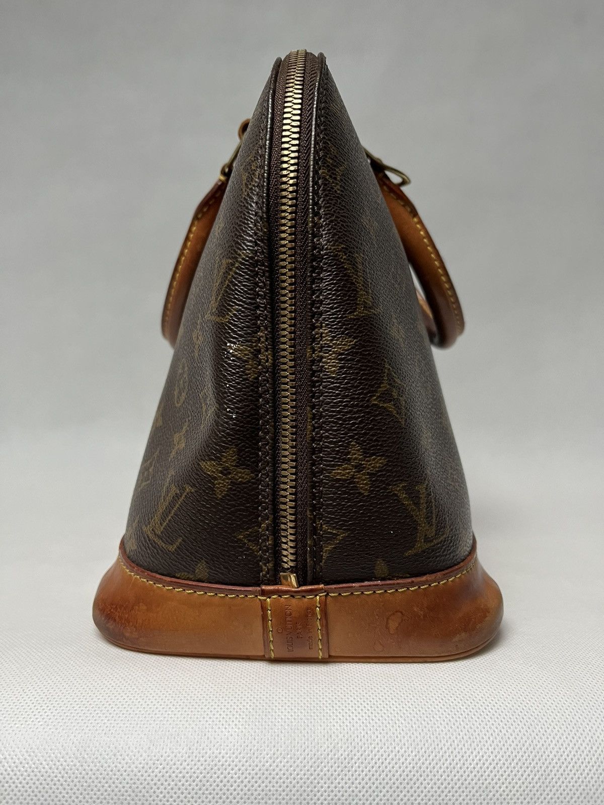 Louis Vuitton Louis Vuitton Alma handbag monogram rare Size ONE SIZE - 3 Thumbnail