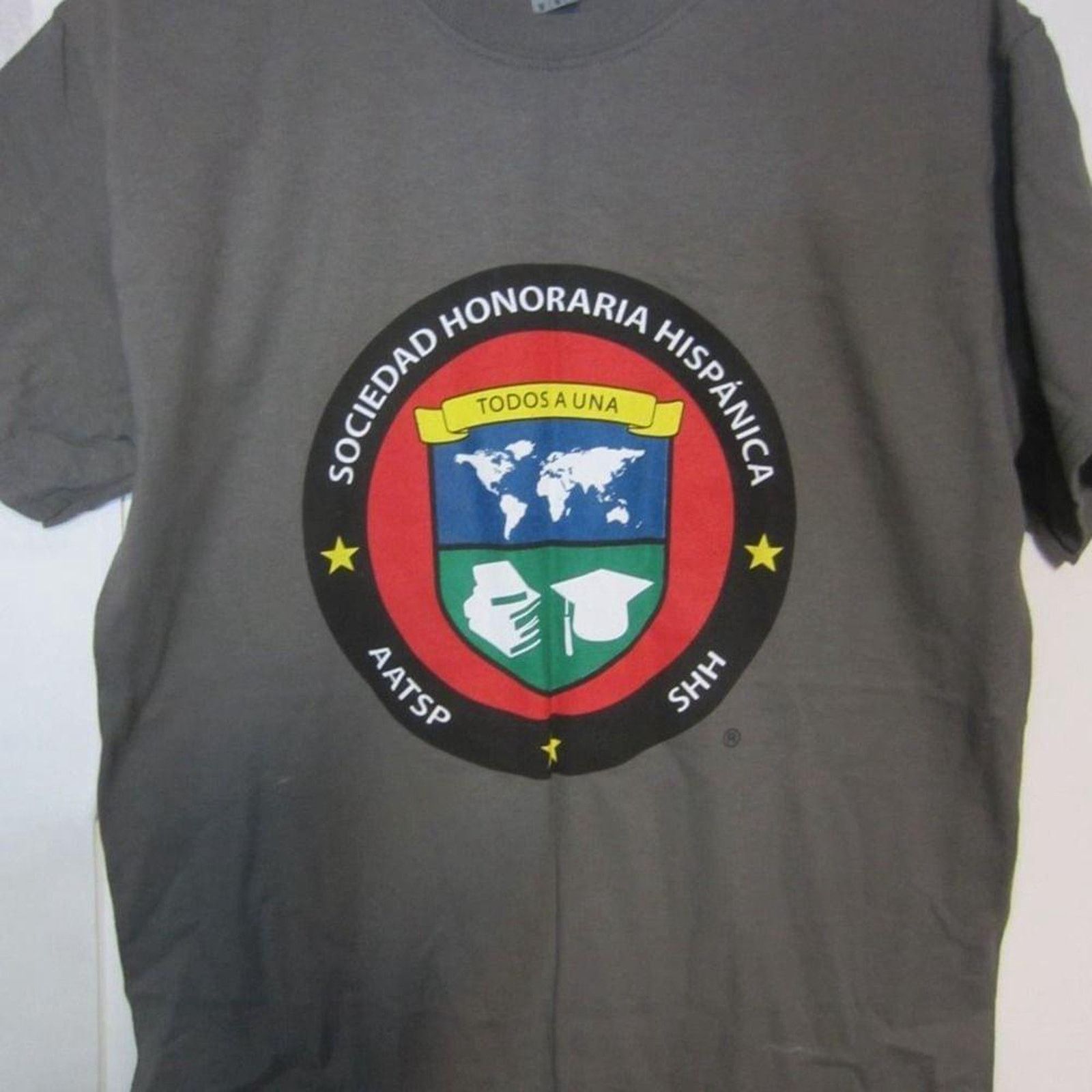 Other Graphic Sociedad Honoraria Hispánica Gray T-Shirt Gildan M Size US M / EU 48-50 / 2 - 3 Thumbnail