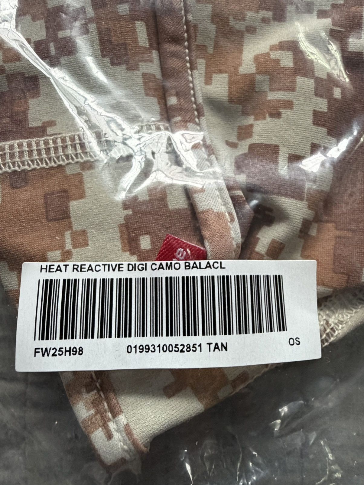 Supreme Supreme Heat Reactive Digi Cameo Balaclava Size ONE SIZE - 3 Thumbnail