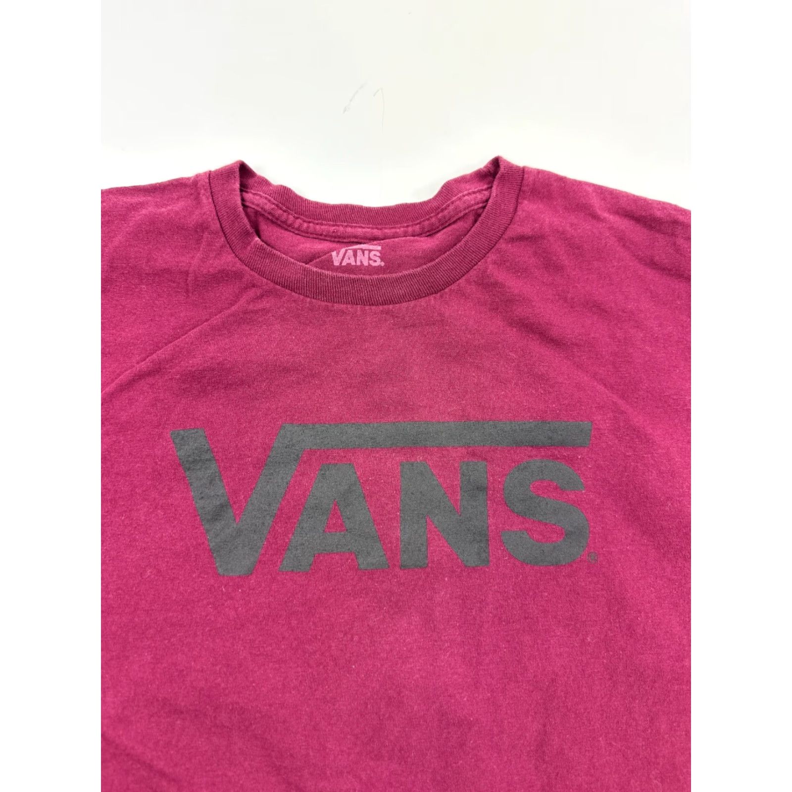 Vans Vans Shirt Mens Large Red Lightweight Short Sleeve Spell Out Crew Neck Pullover Size US L / EU 52-54 / 3 - 3 Thumbnail