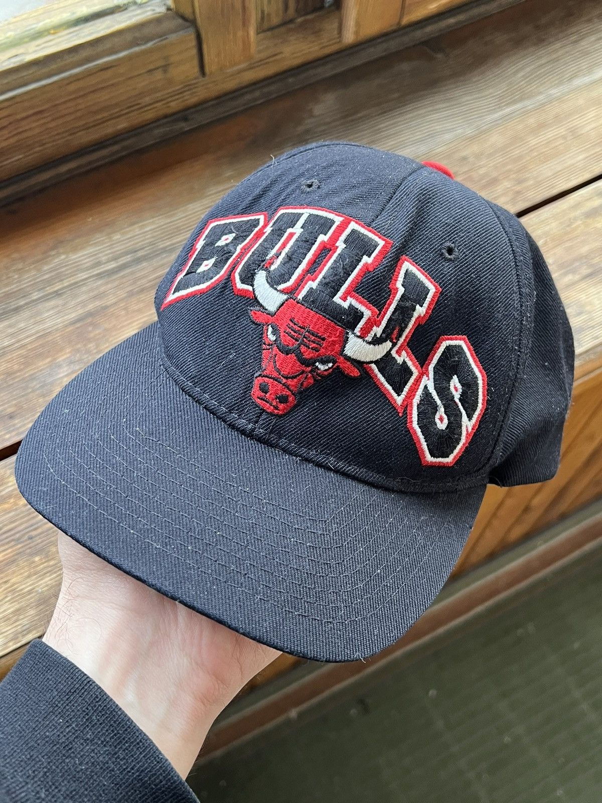 NBA Vintage Chicago Bulls 33 Starter NBA Cap Hat Lakers Bills Size ONE SIZE - 1 Thumbnail