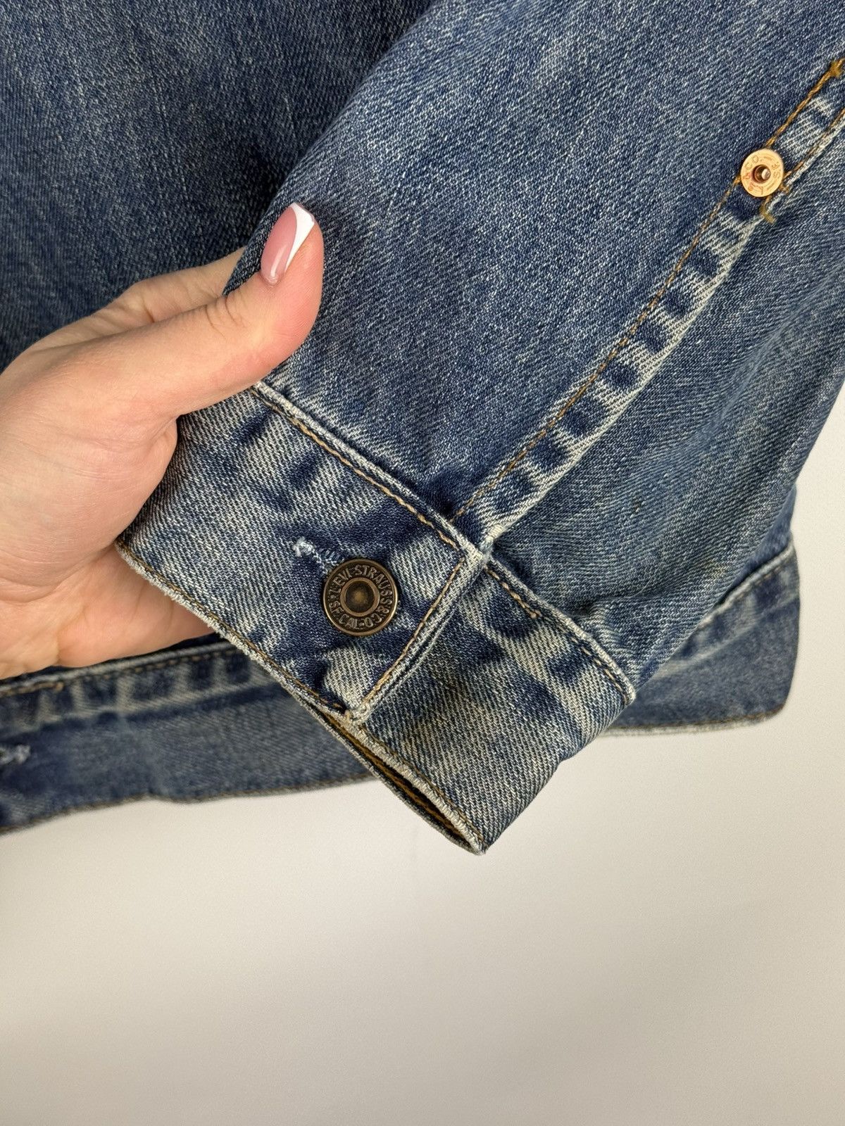Levi's Levi’s Vintage 70511 Men’s Denim Trucker Jacket Size L Size US L / EU 52-54 / 3 - 14 Thumbnail