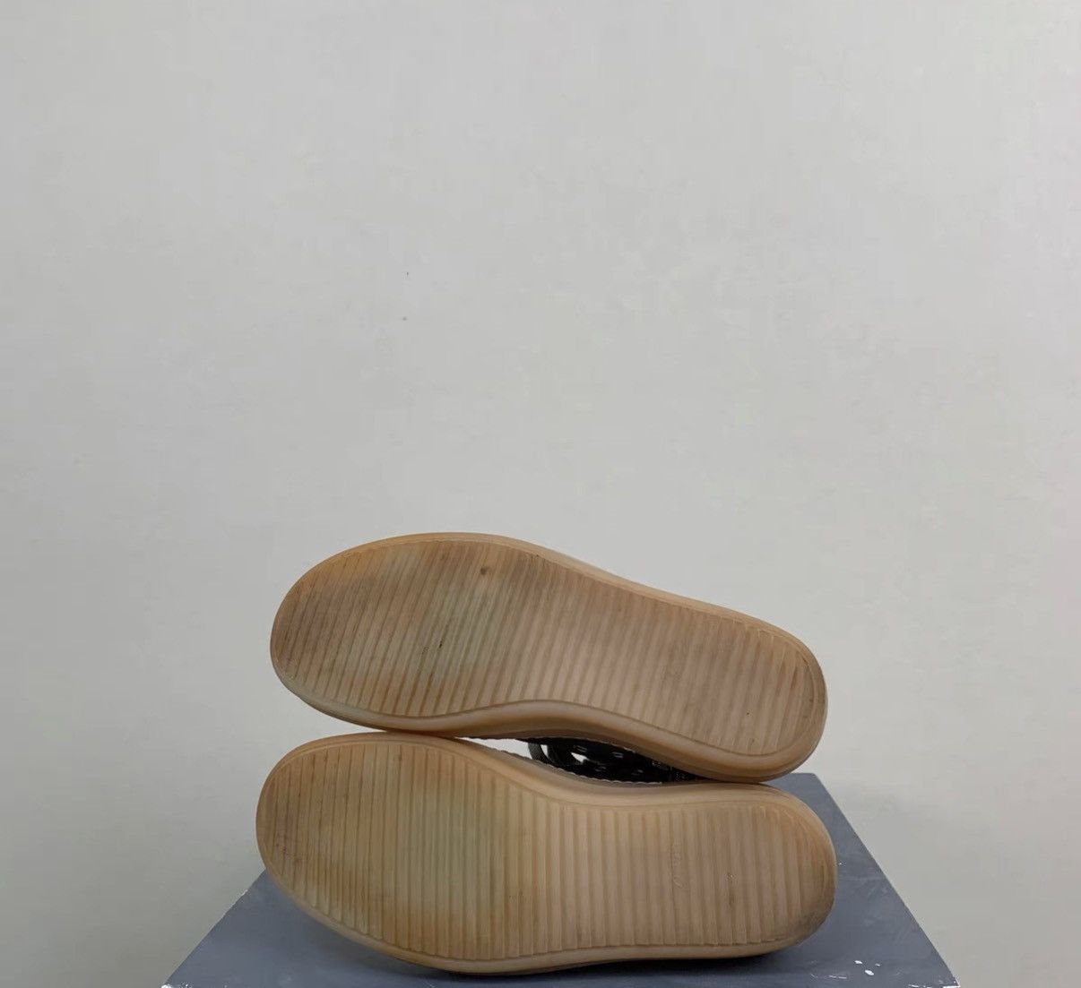 Rick Owens Rick Owens Mainline Leather Sneakers with Raw/Vibram Sole Size US 10 / EU 43 - 6 Thumbnail