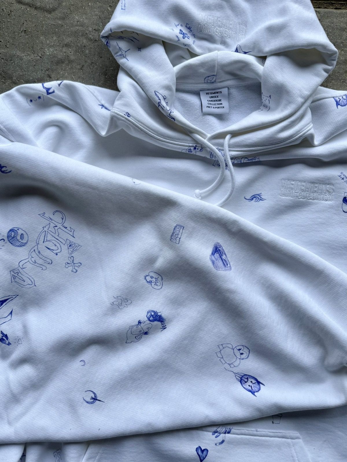 Vetements Vetements Limited Edition Men’s Terry Scribble Hoodie Size US L / EU 52-54 / 3 - 7 Thumbnail