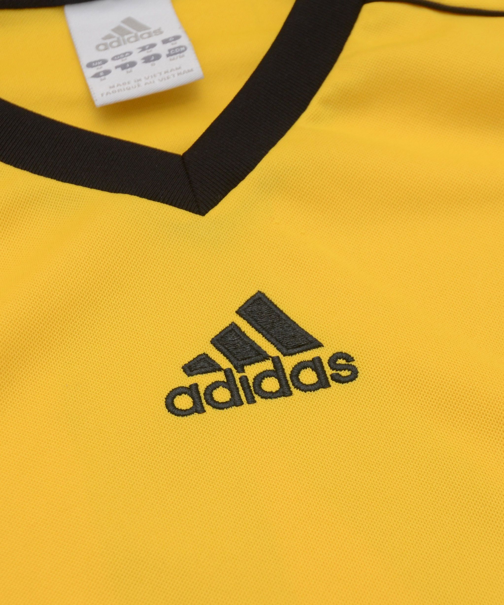 Adidas × Vintage Vintage Adidas Soccer Jersey Tee Kit Hype Y2K #4 centr logo Size US M / EU 48-50 / 2 - 6 Thumbnail