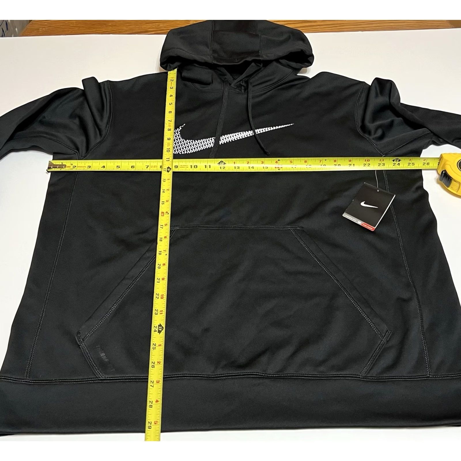 Nike Nike Therma-FIT Pullover Hoodie Mens XL Black NWT Swish Shirts Pullover Hoodie Nike Therma-FIT Black XL Mens All Seasons Moisture Wicking Zipper Logo Size US XL / EU 56 / 4 - 4 Thumbnail