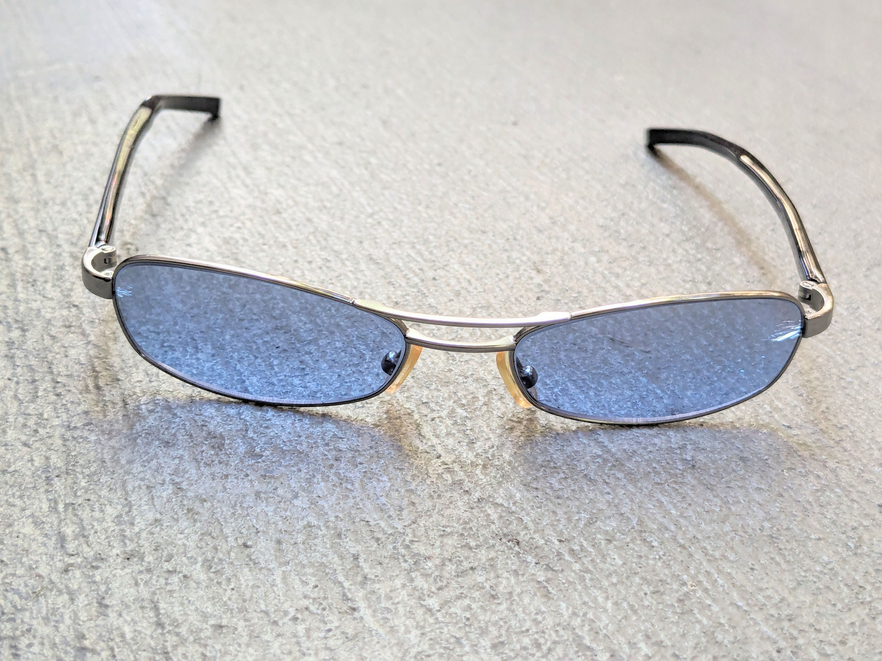 Gucci Gucci Sunglasses GG1681/S Bkue Silver Vintage Y2K Tiny Size ONE SIZE - 9 Thumbnail