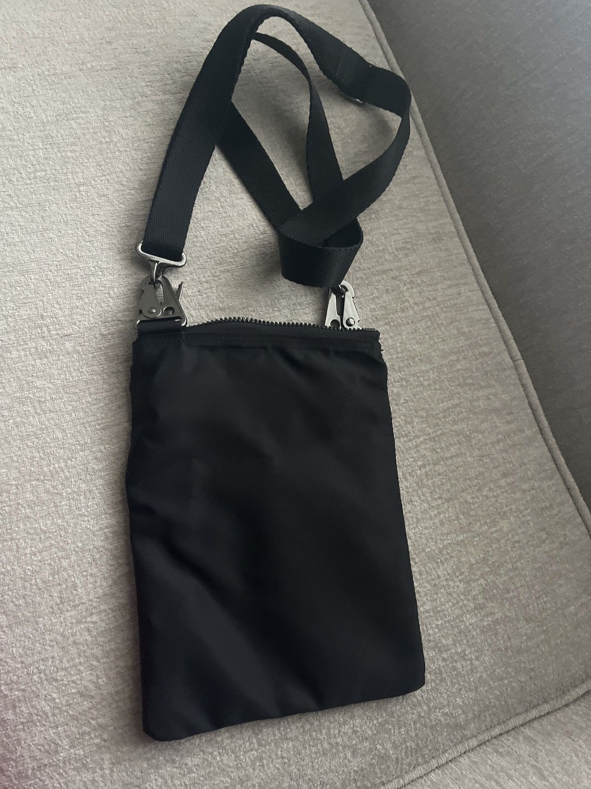 Undercover Undercover Vampire Embroidered Crossbody Size ONE SIZE - 4 Thumbnail