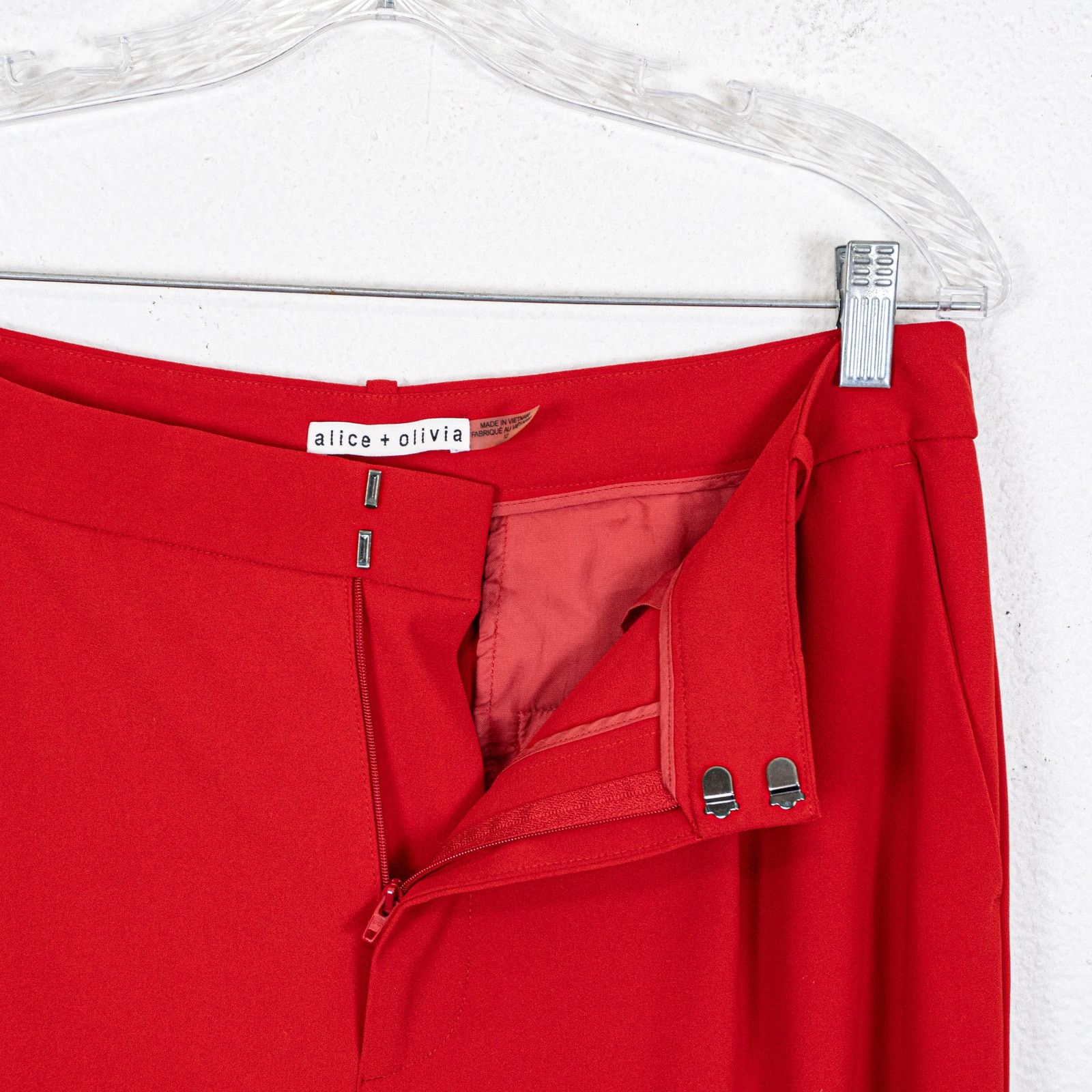 Alice + Olivia Alice + Olivia Eric Wide Leg Pants in Ruby Red Size 12 Size 34" / US 12 / IT 48 - 11 Thumbnail