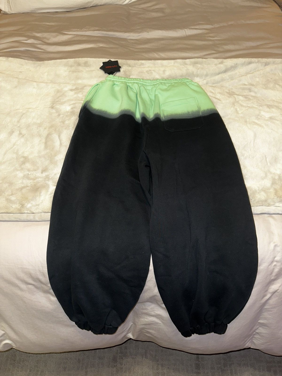 LUU DAN LU'U DAN Green & Black Metal Head Sweatpants Size US 32 / EU 48 - 2 Thumbnail