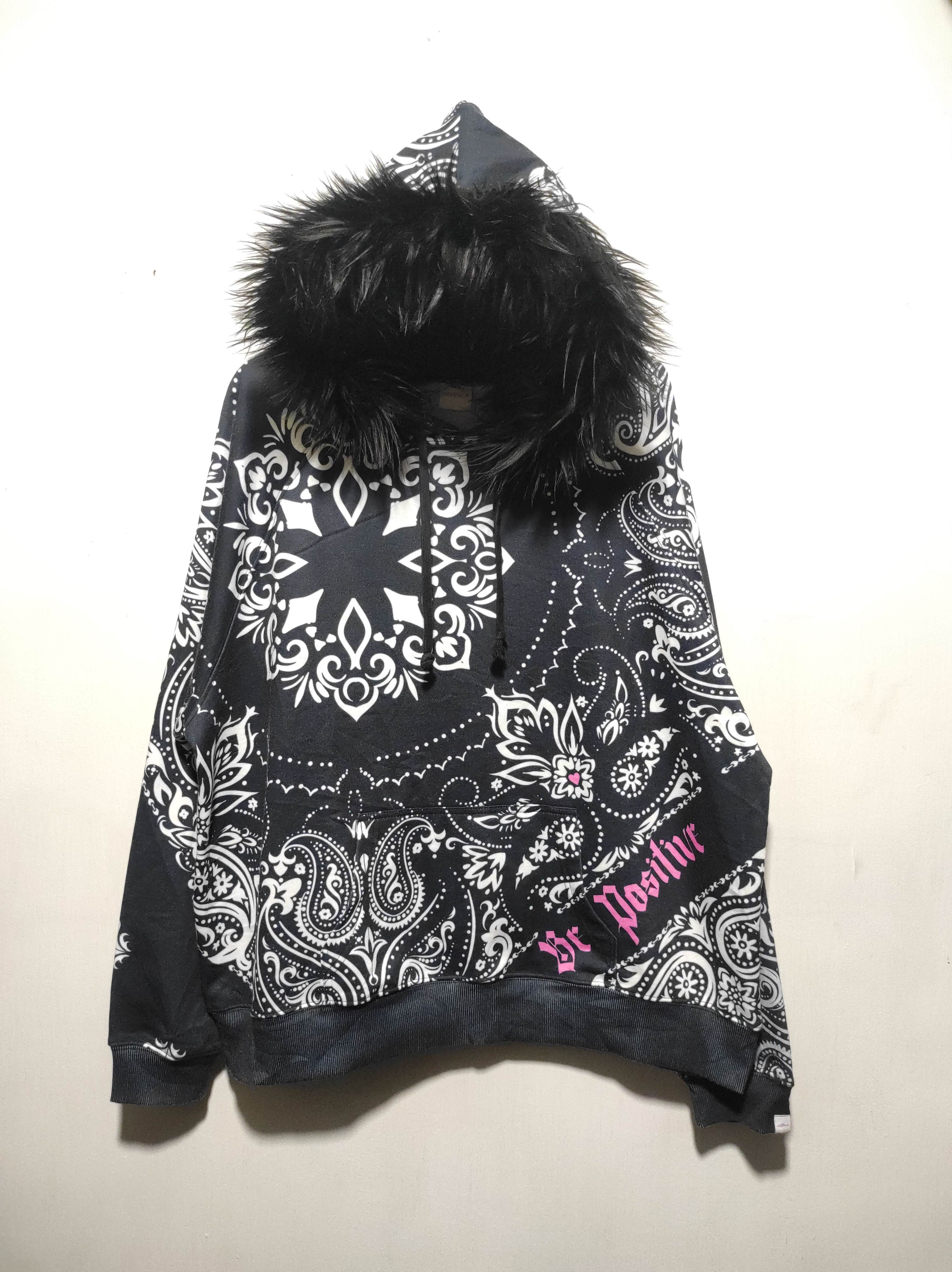 Hysteric Glamour Iris Paisley Fur Hoodie LGB IfSixWasNine style Size US L / EU 52-54 / 3 - 3 Thumbnail