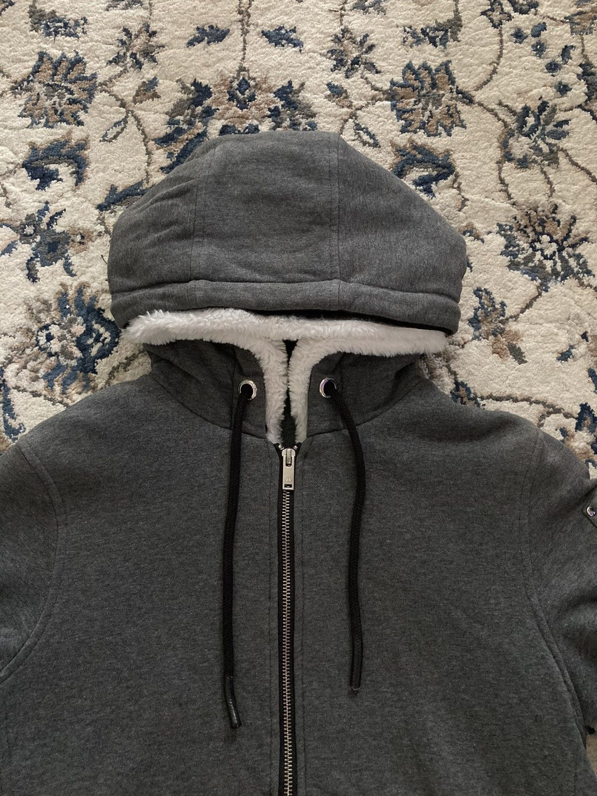 Moose Knuckles Moose Knuckles Hoodie with Fur Lining On the inside Size US S / EU 44-46 / 1 - 4 Thumbnail