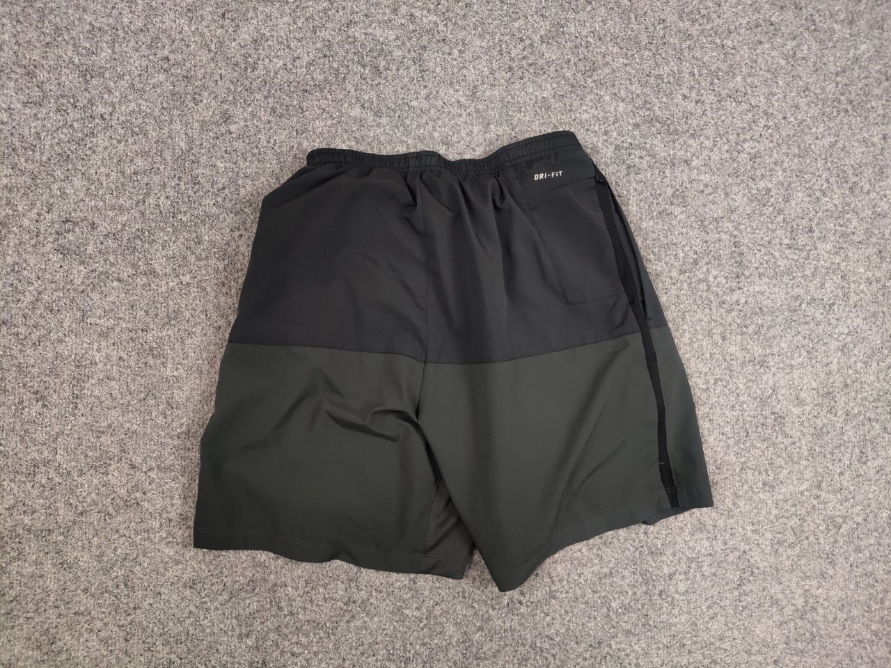Nike Nike Running Dri Fit Light Shorts Vintage Style Size US 32 / EU 48 - 8 Thumbnail