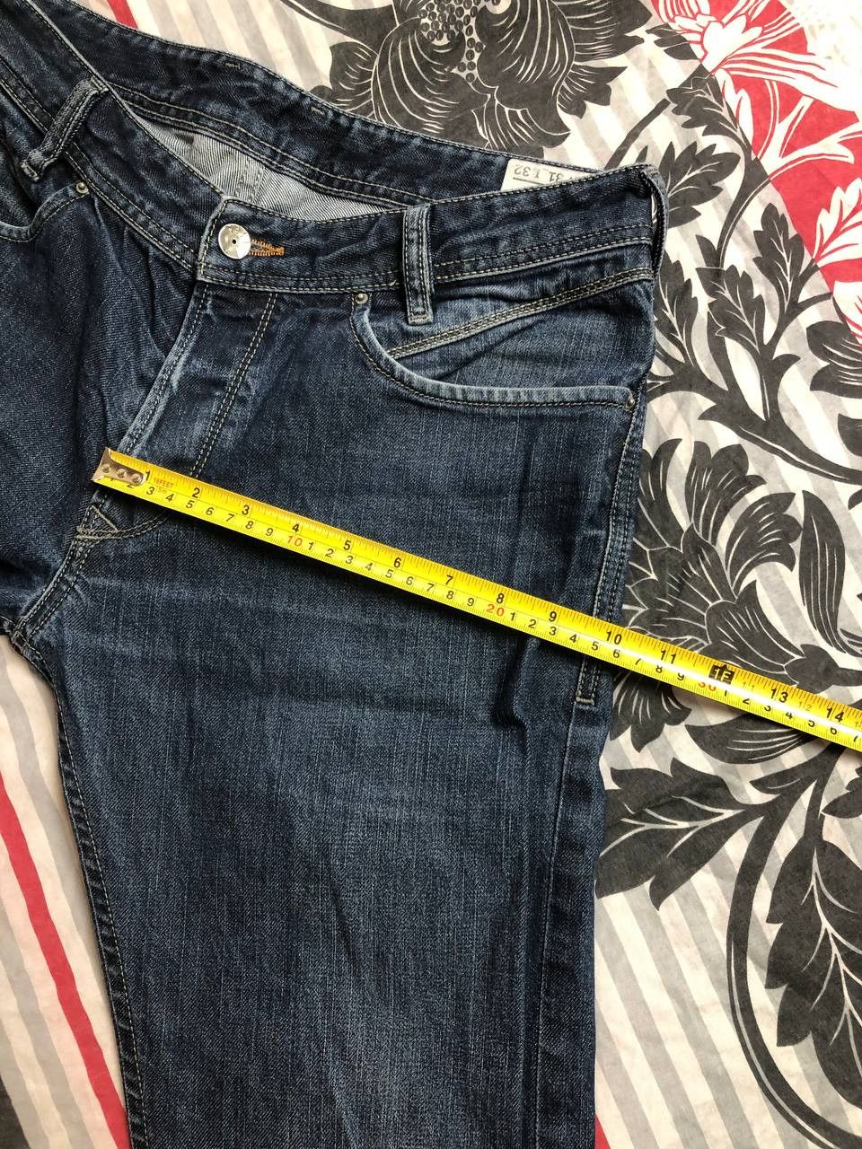 Diesel Vintage Diesel Jeans Y2K Embroidered Logo Back Designer Size US 31 - 17 Thumbnail