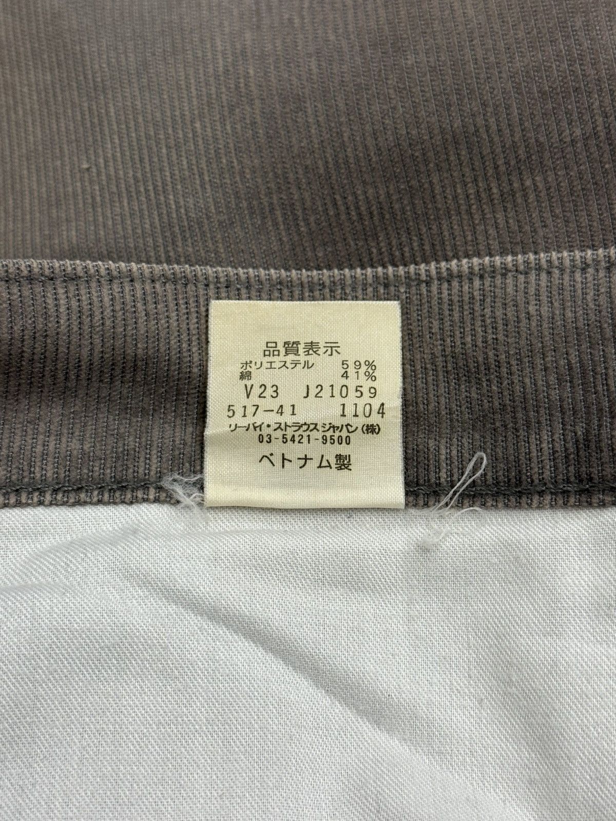 Levi's Vintage Levi’s 517 Grey Corduroy Bootcut Flared Pants Size US 31 - 17 Thumbnail