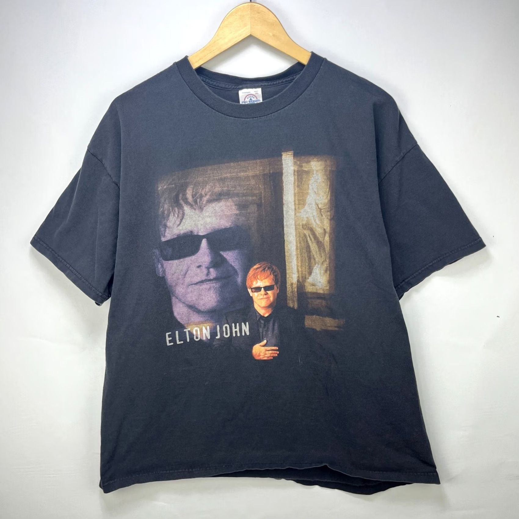 Vintage VINTAGE Elton John Songs From The West Coast Tour T Shirt XL Ink Black Men T-Shirt XL Vintage Men Shoes? Size US XL / EU 56 / 4 - 2 Thumbnail