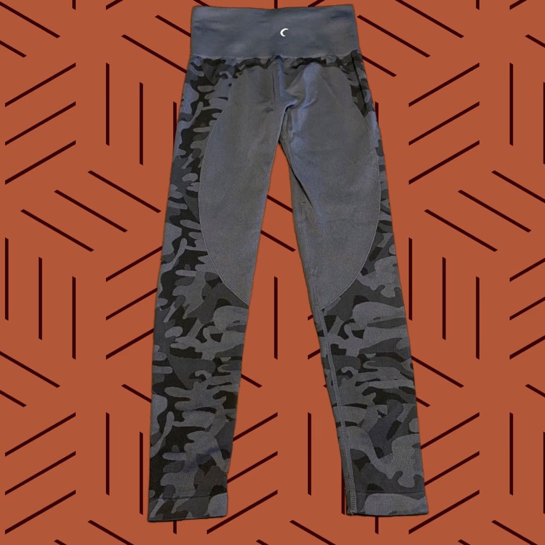 Vintage Zyia Active Leggings Capris Womens XS Black Gray Camo Workout Pants Ladies Size 26" / US 2 / IT 38 - 1 Thumbnail